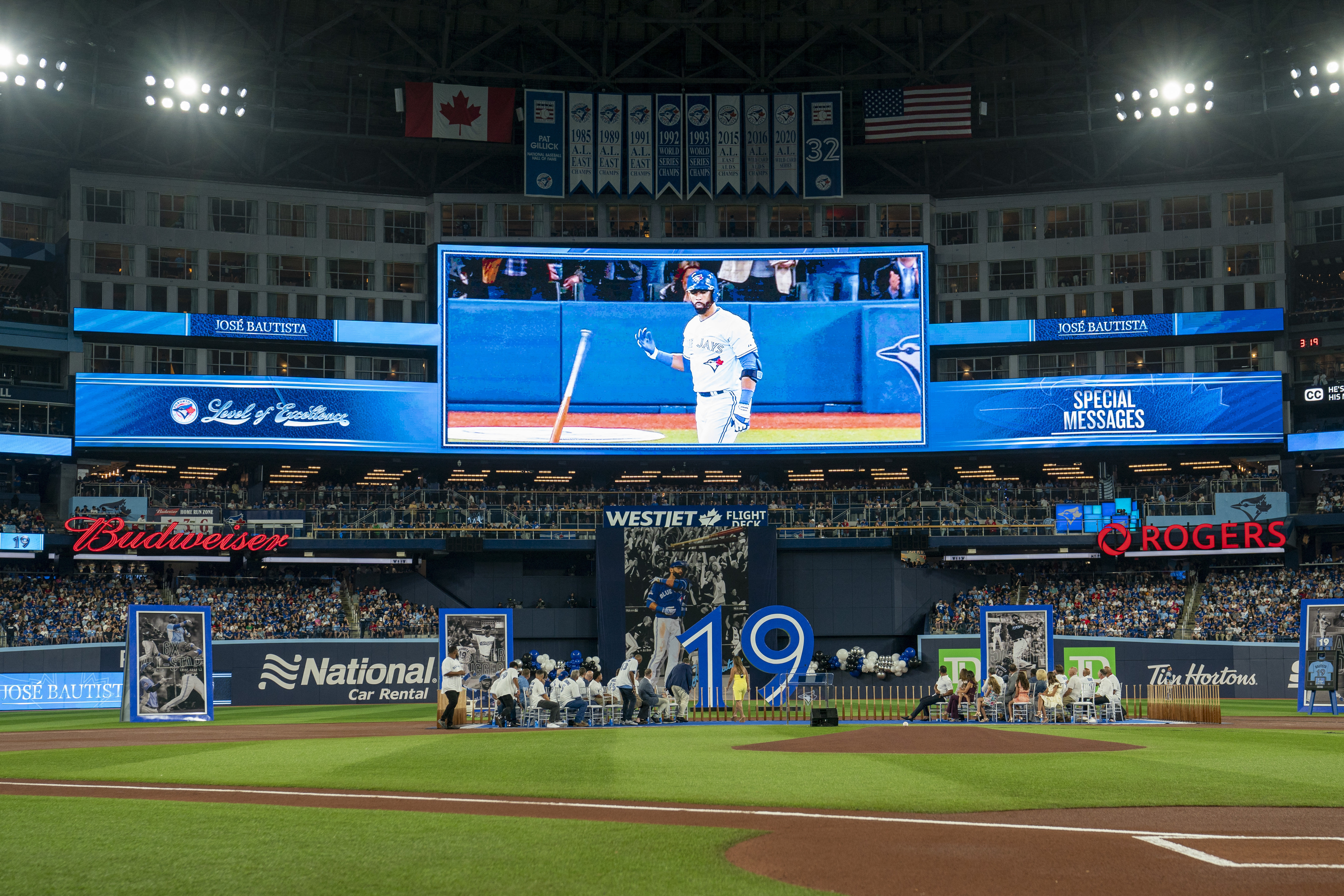 Blue Jays revamp Rogers Centre for 2022 with new scoreboard