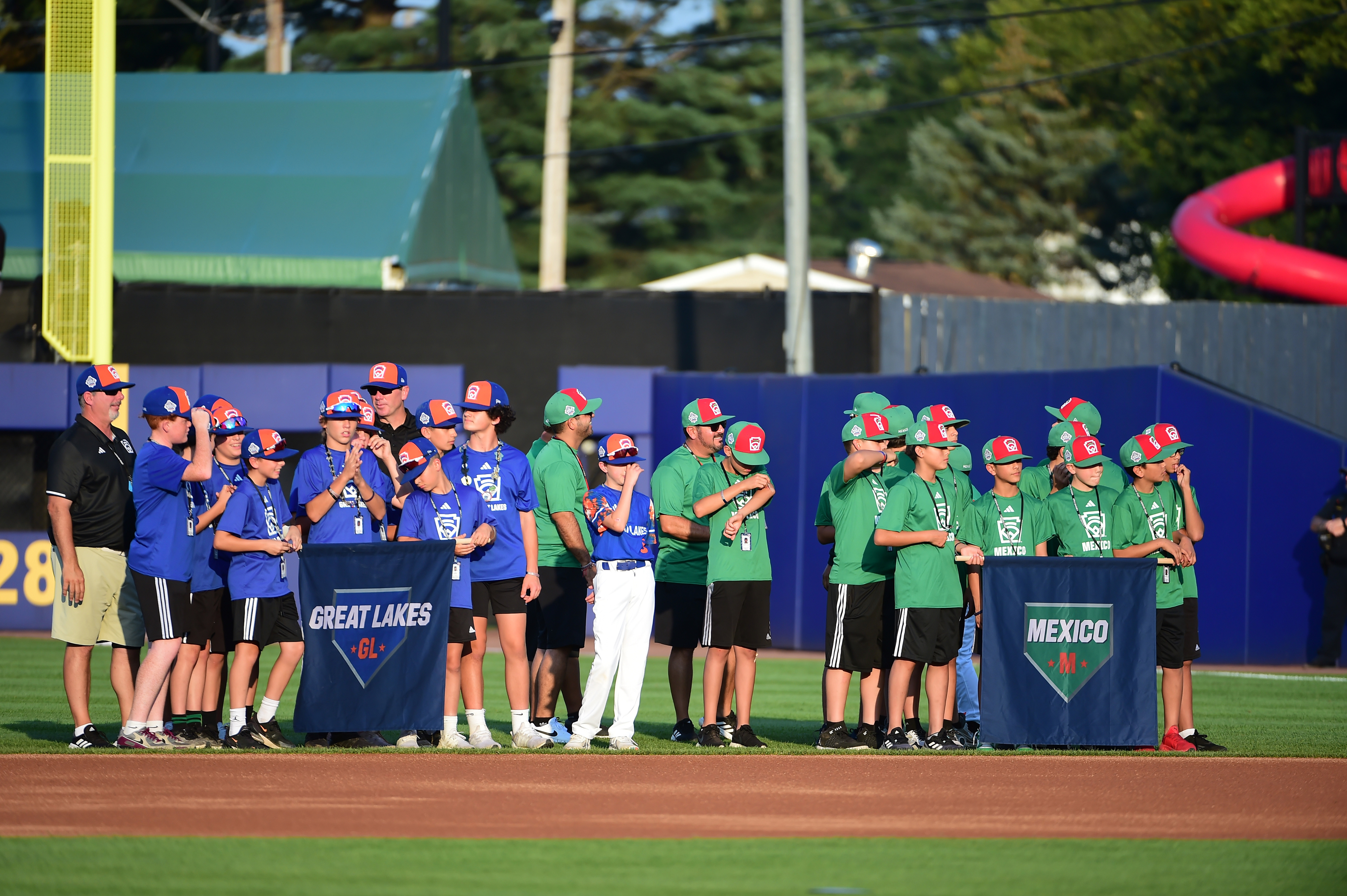 Trevor Williams sharp for Nationals in 4-3 win over Phillies in MLB Little  League Classic – Winnipeg Free Press