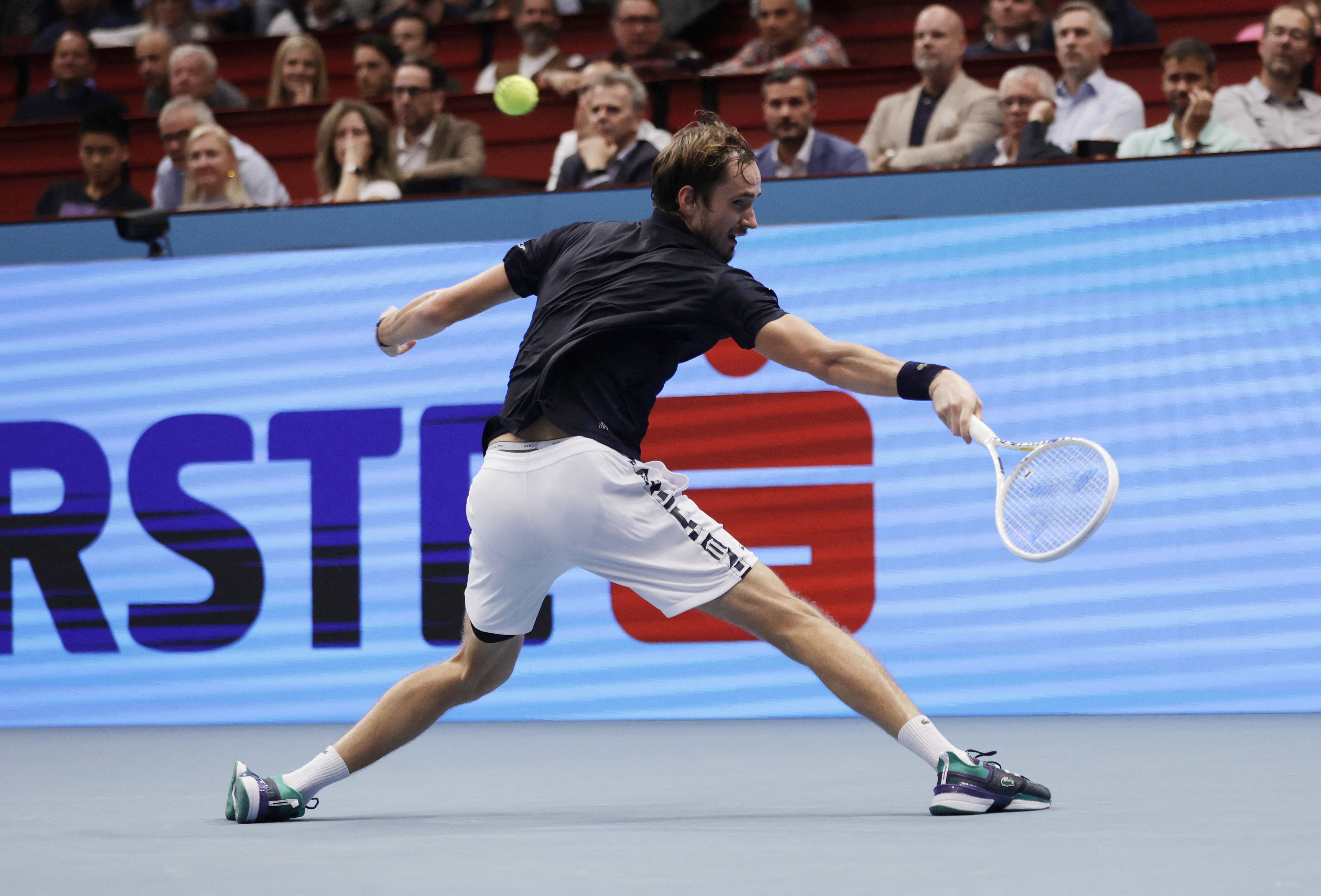 ATP roundup: Daniil Medvedev downs Jannik Sinner in Vienna