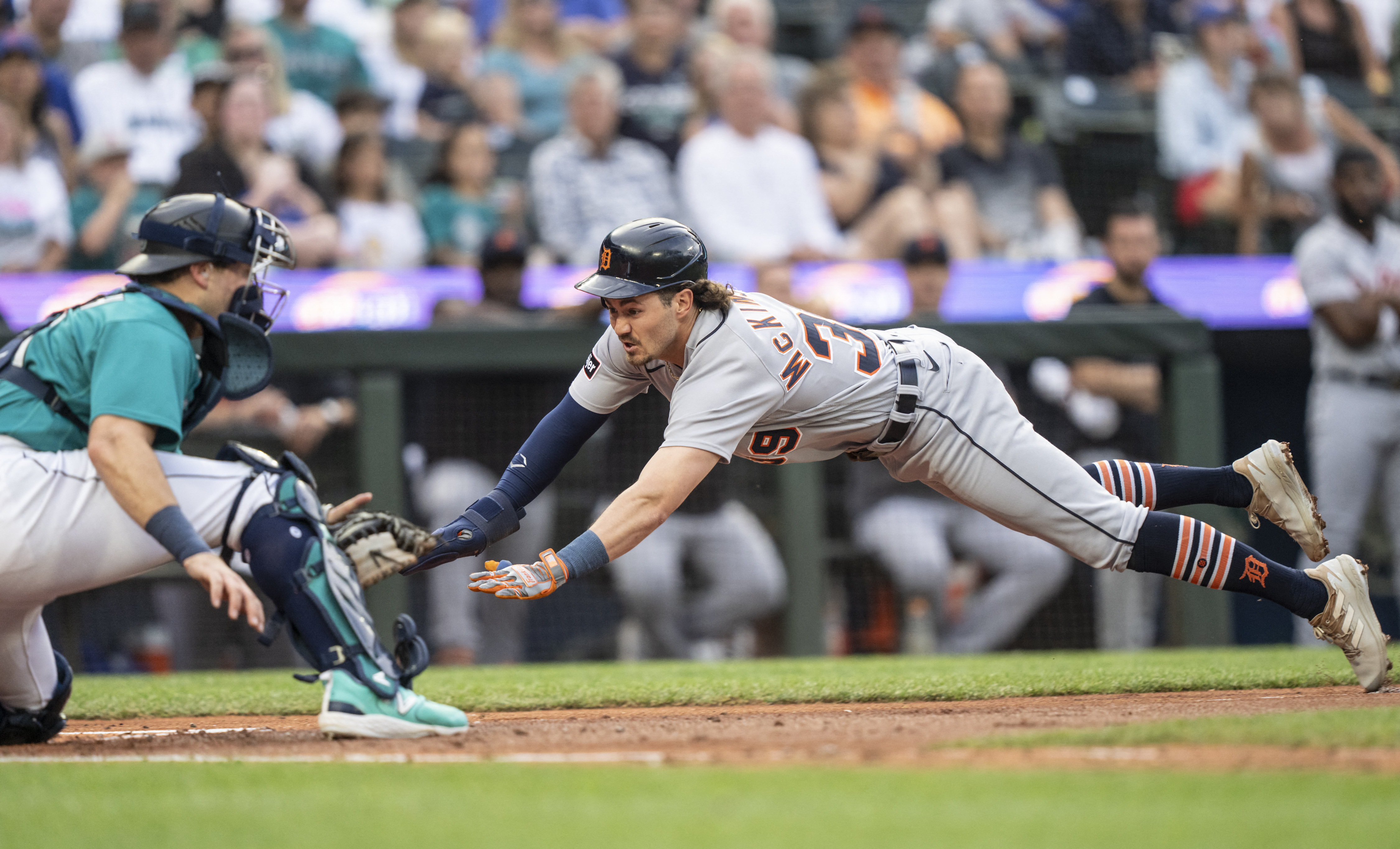 Tigers hold Mariners to three hits in 6-0 shutout