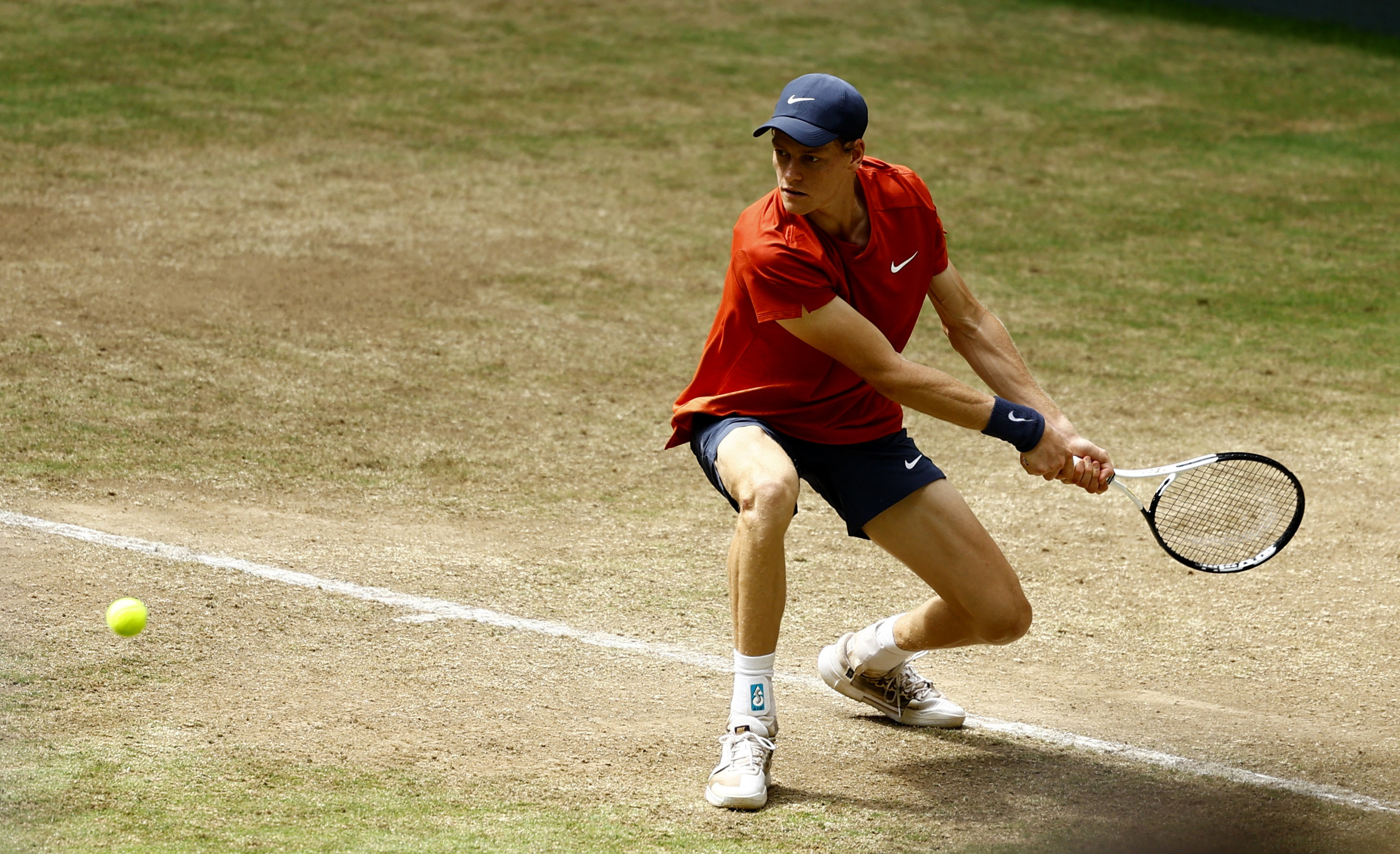 Sinner beats Hurkacz to win first title on grass at Halle Open | Reuters