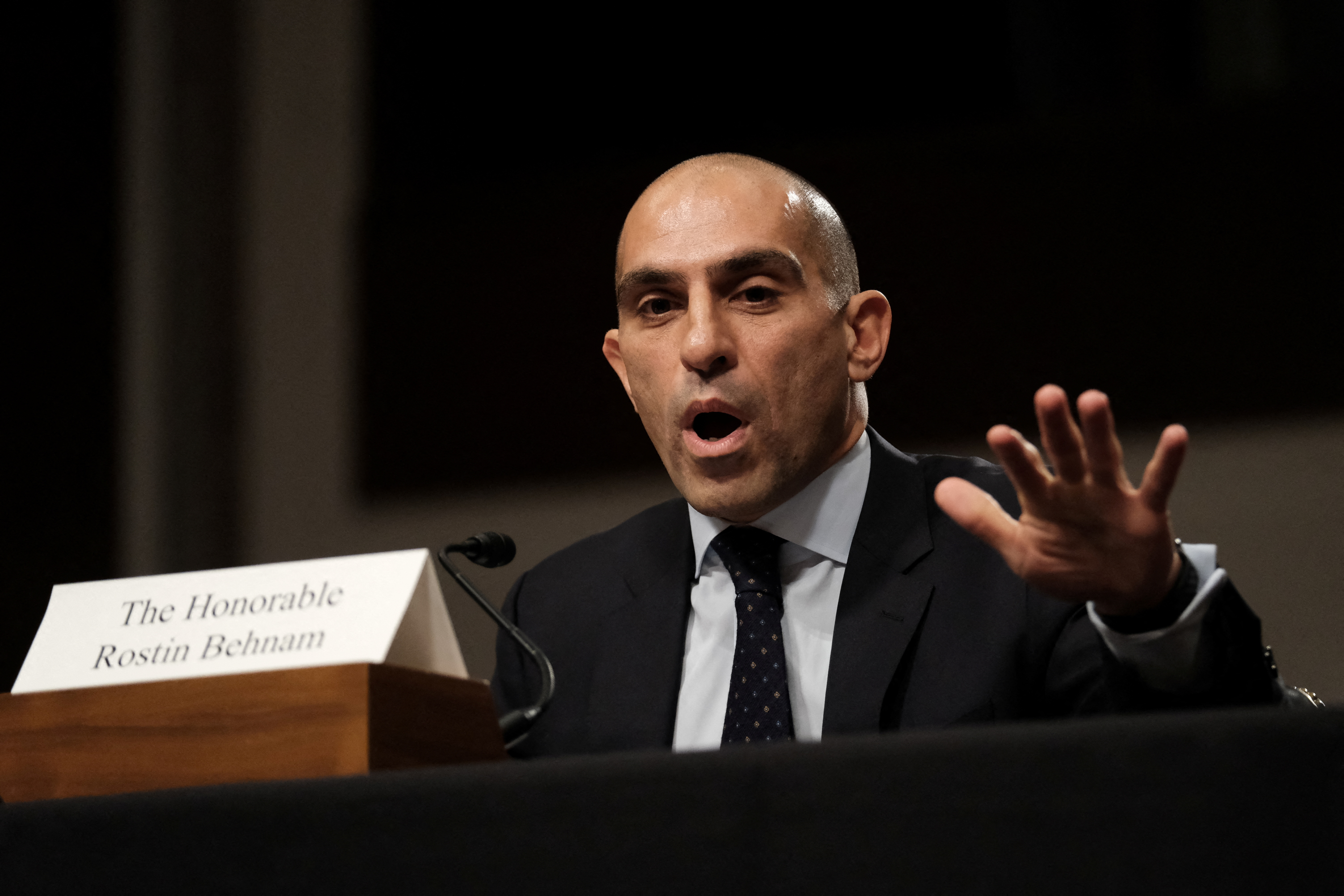 U.S. CFTC chairman says met with former FTX chief 10 times over clearing  application | Reuters