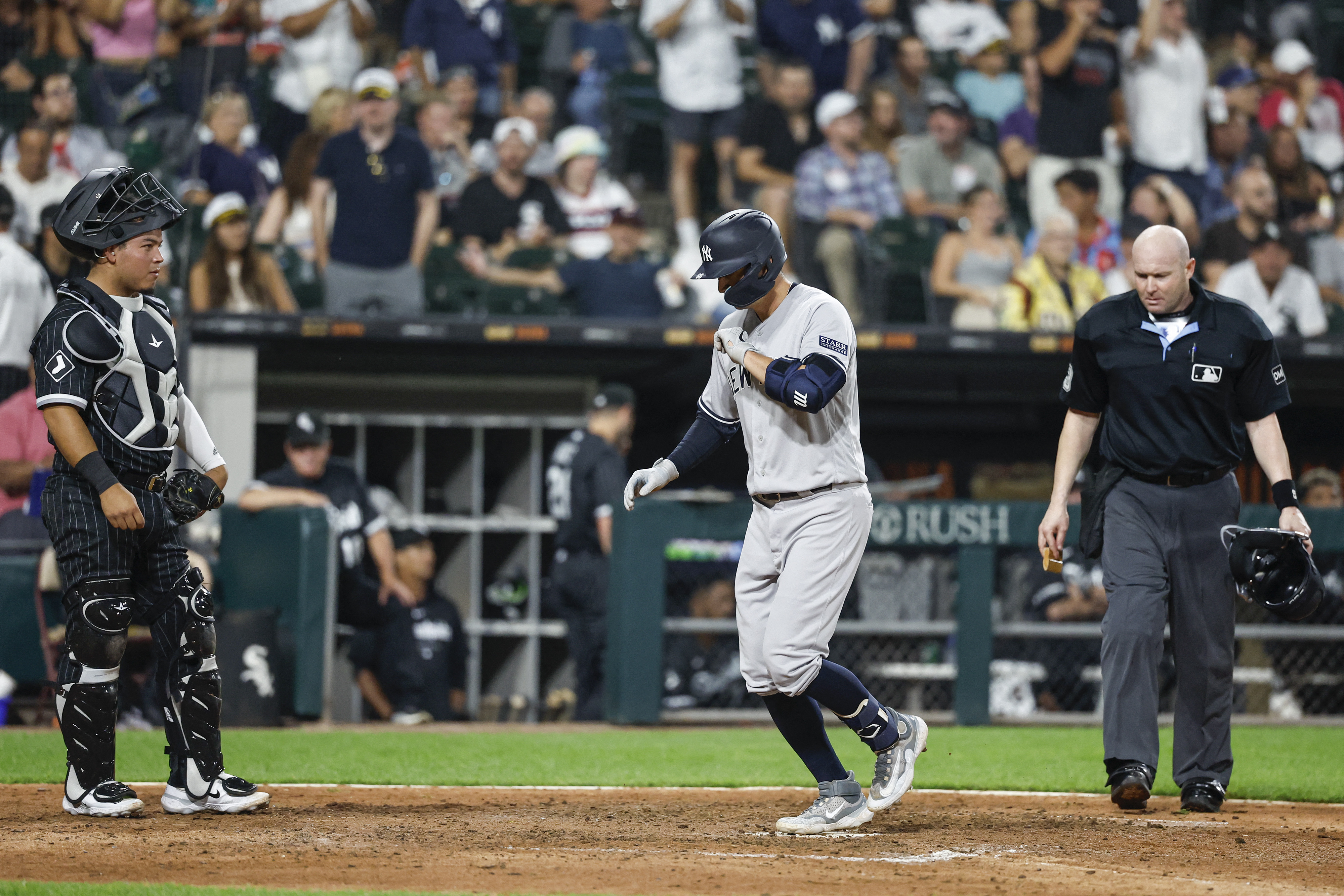 Vásquez gets 1st career win, Yanks blank White Sox 3-0 for doubleheader  split