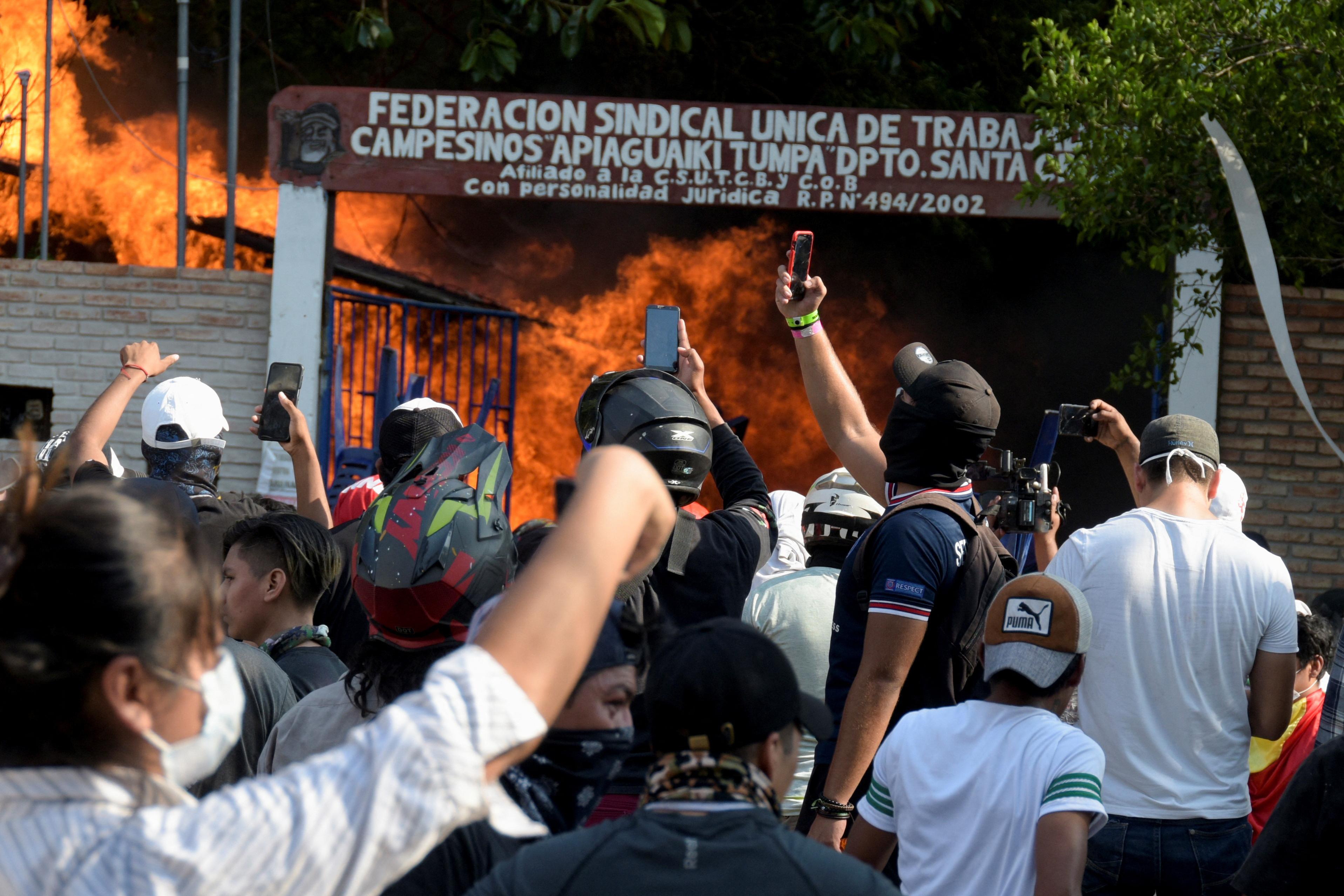 Bolivia census protests hit turbulent three-week milestone as strike continues