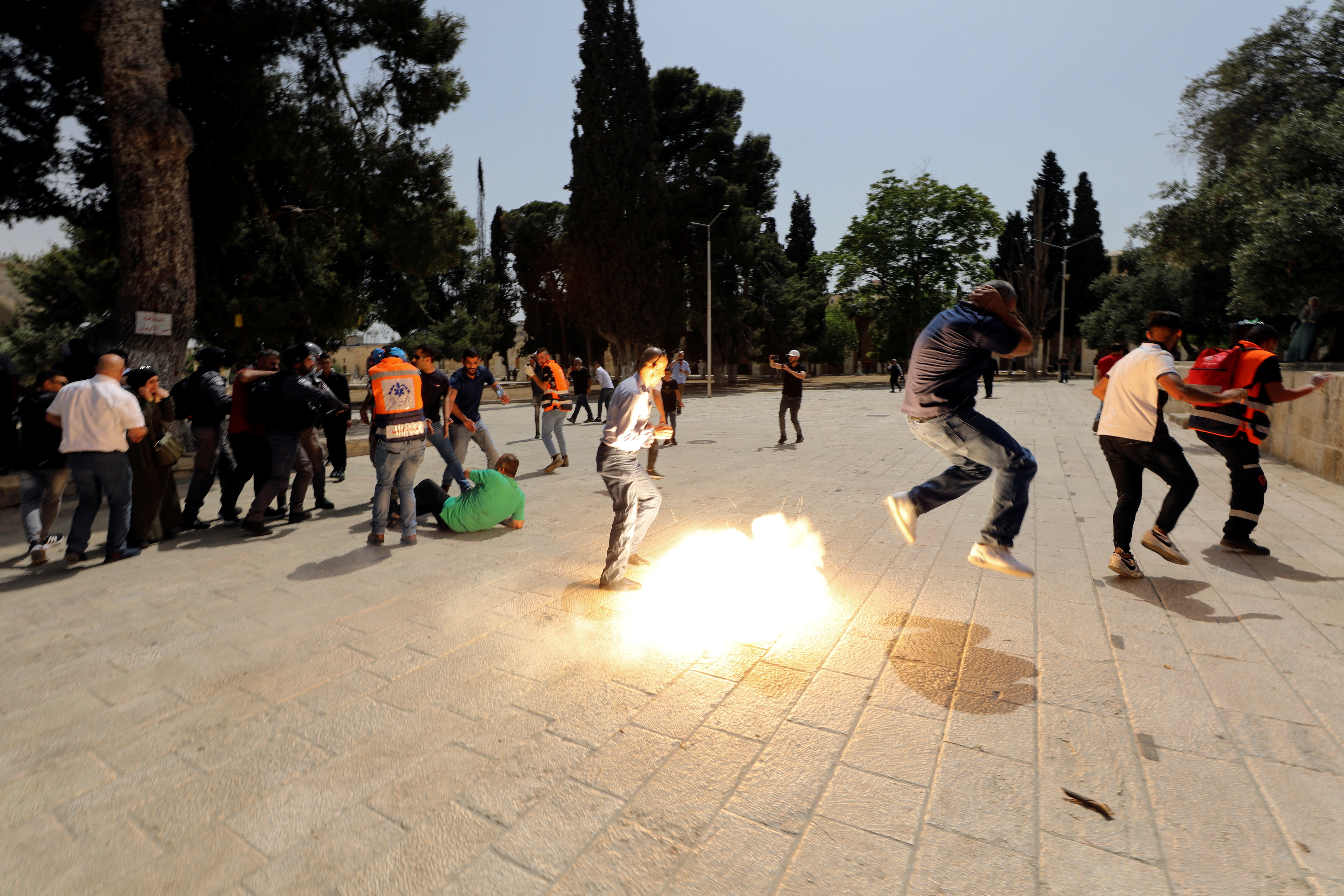Clashes at the compound that houses Al-Aqsa Mosque in Jerusalem's Old City