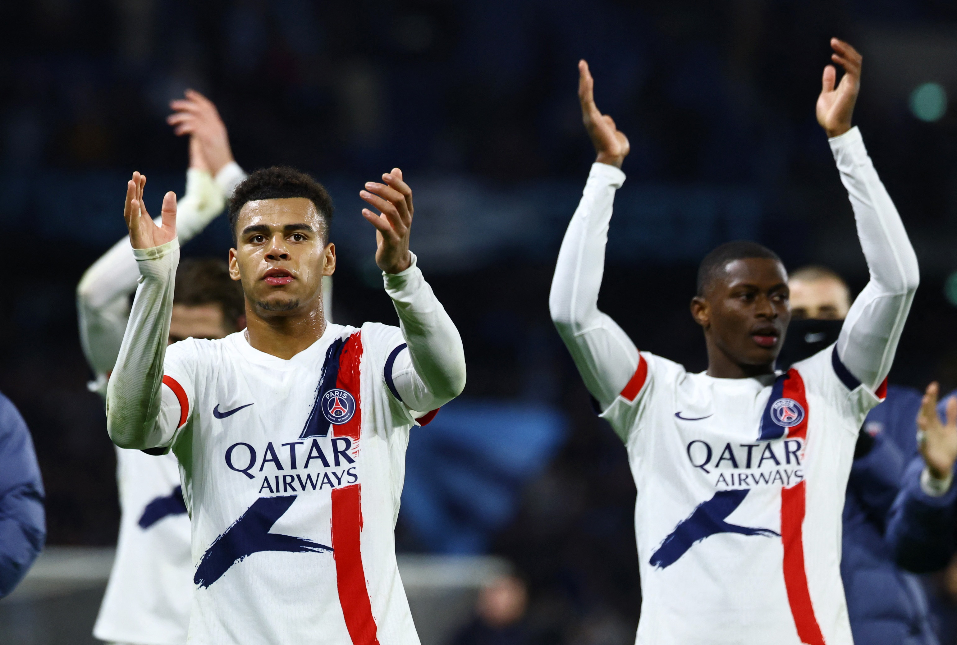 リーグ1優勝セール　リーグ1フルパッチ　PSG　adv　クヴァラツヘリア　L DOXTGFR5I5PBPJLJU5NQGYS6II.jpg