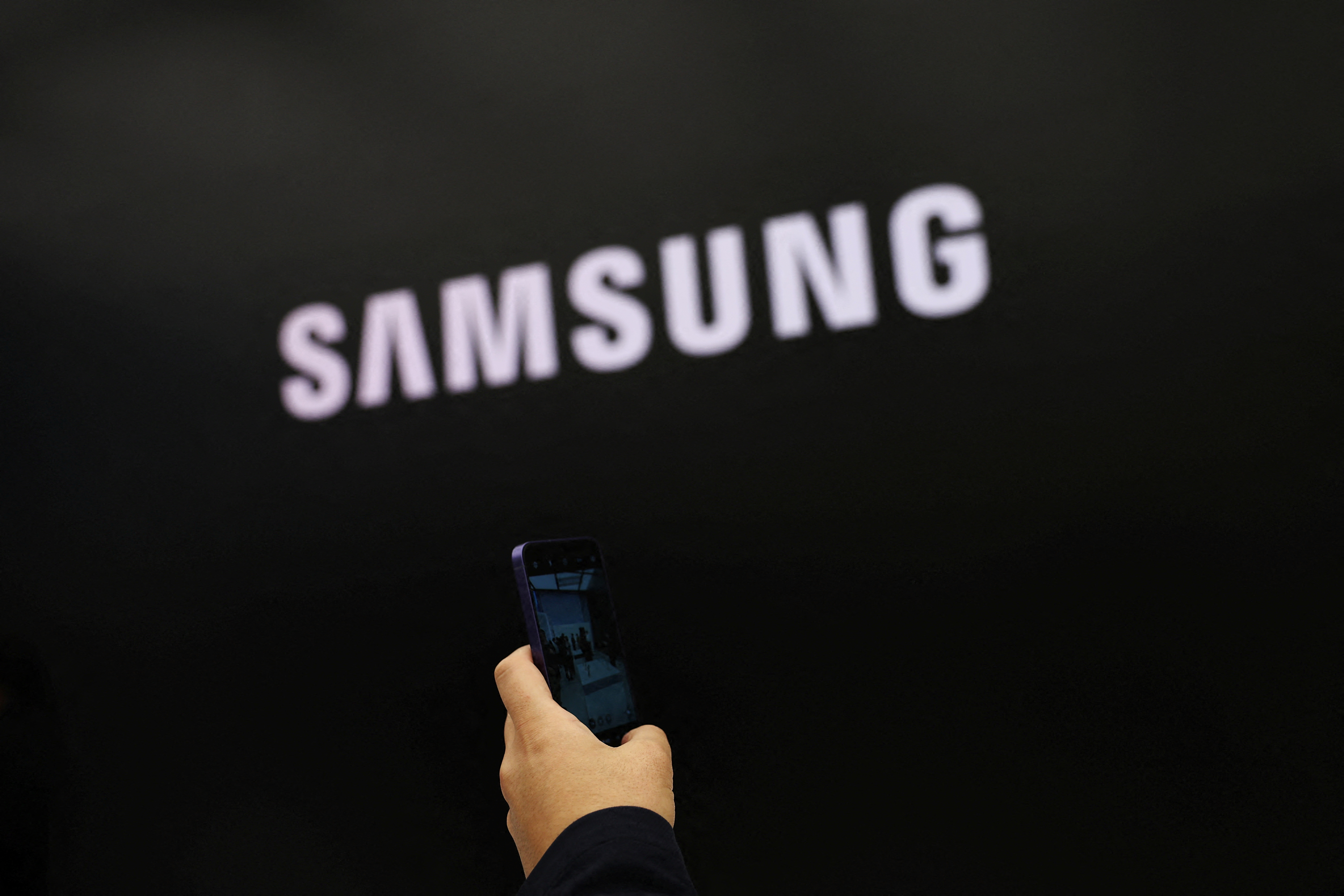 Samsung to unveil new products, in Seoul