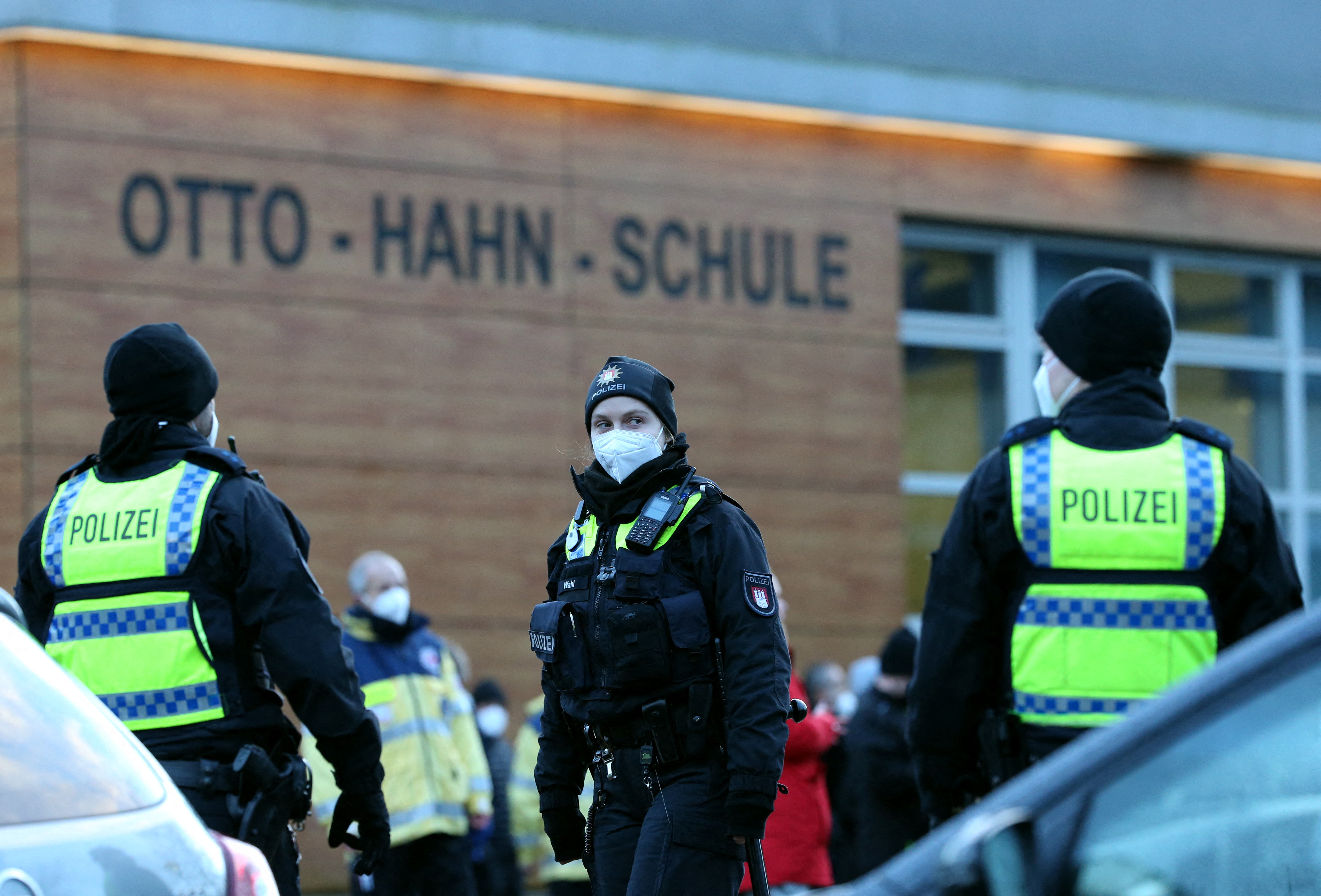 Hamburg police search school after report of armed youth