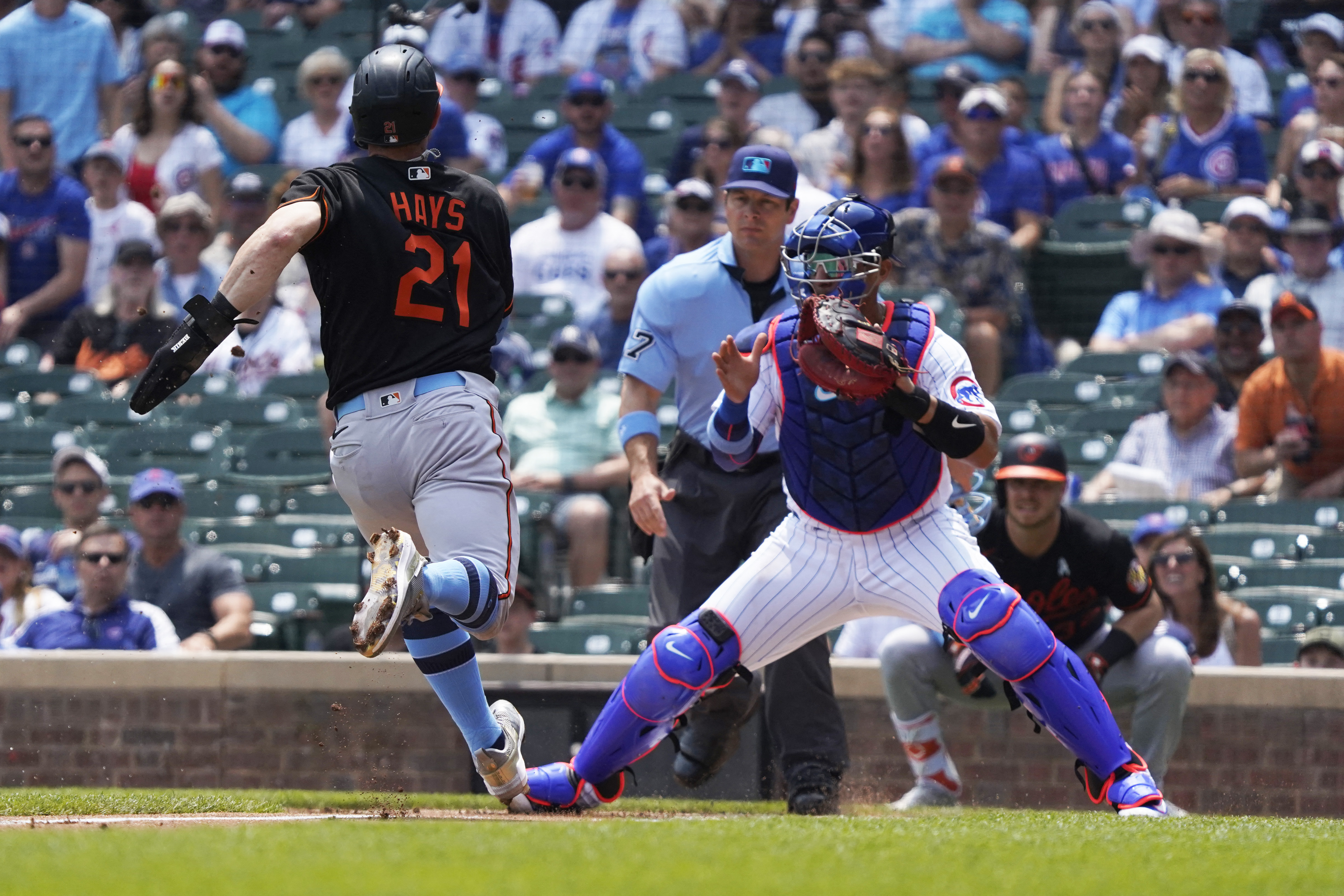 Orioles beat Cubs 7-1, extend winning streak to 10 games –