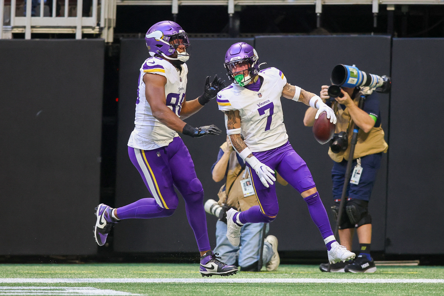 Joshua Dobbs Bails Out Vikings In Win Over Falcons | Reuters