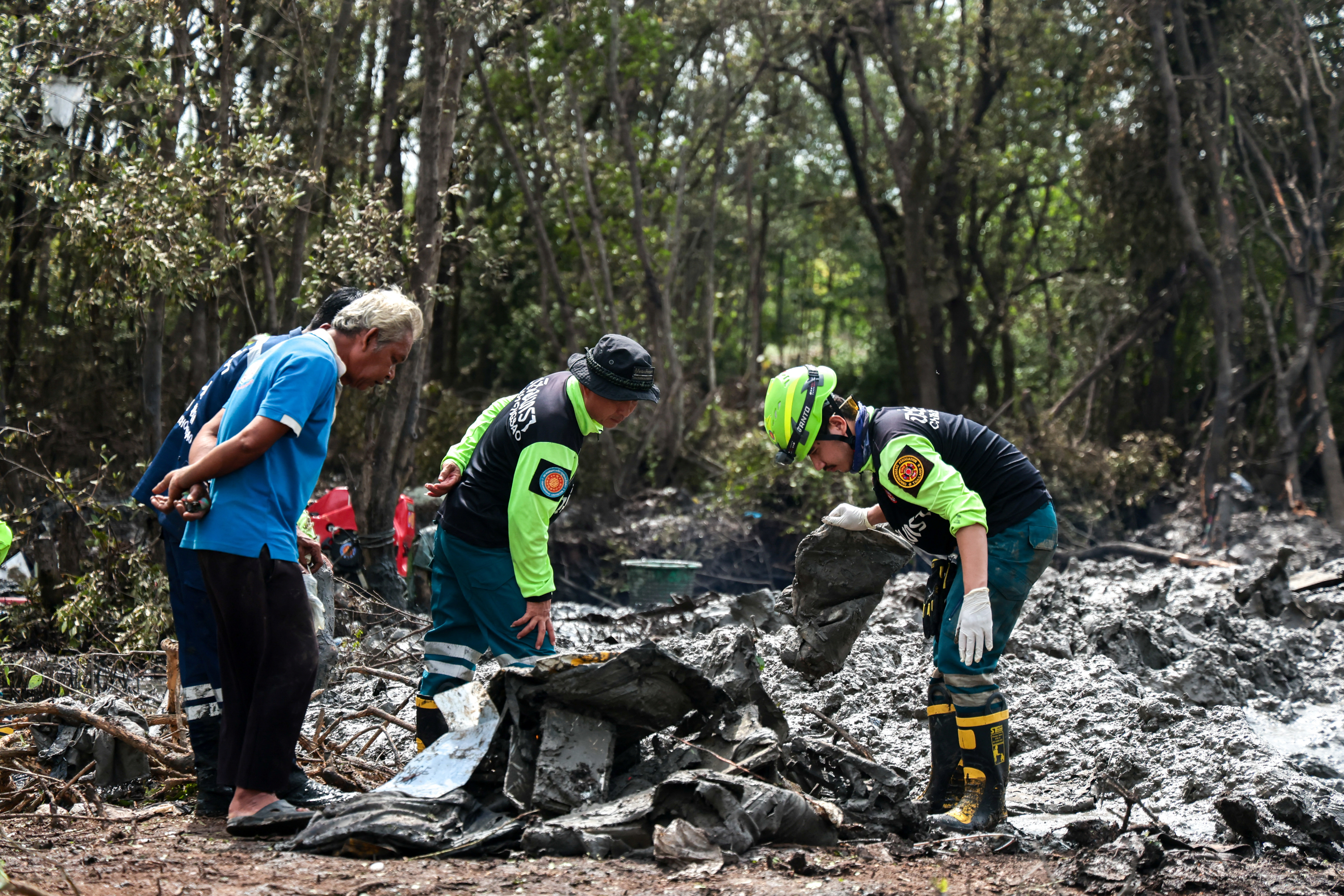 Thai plane crash: All feared dead, including five Chinese tourists | Reuters