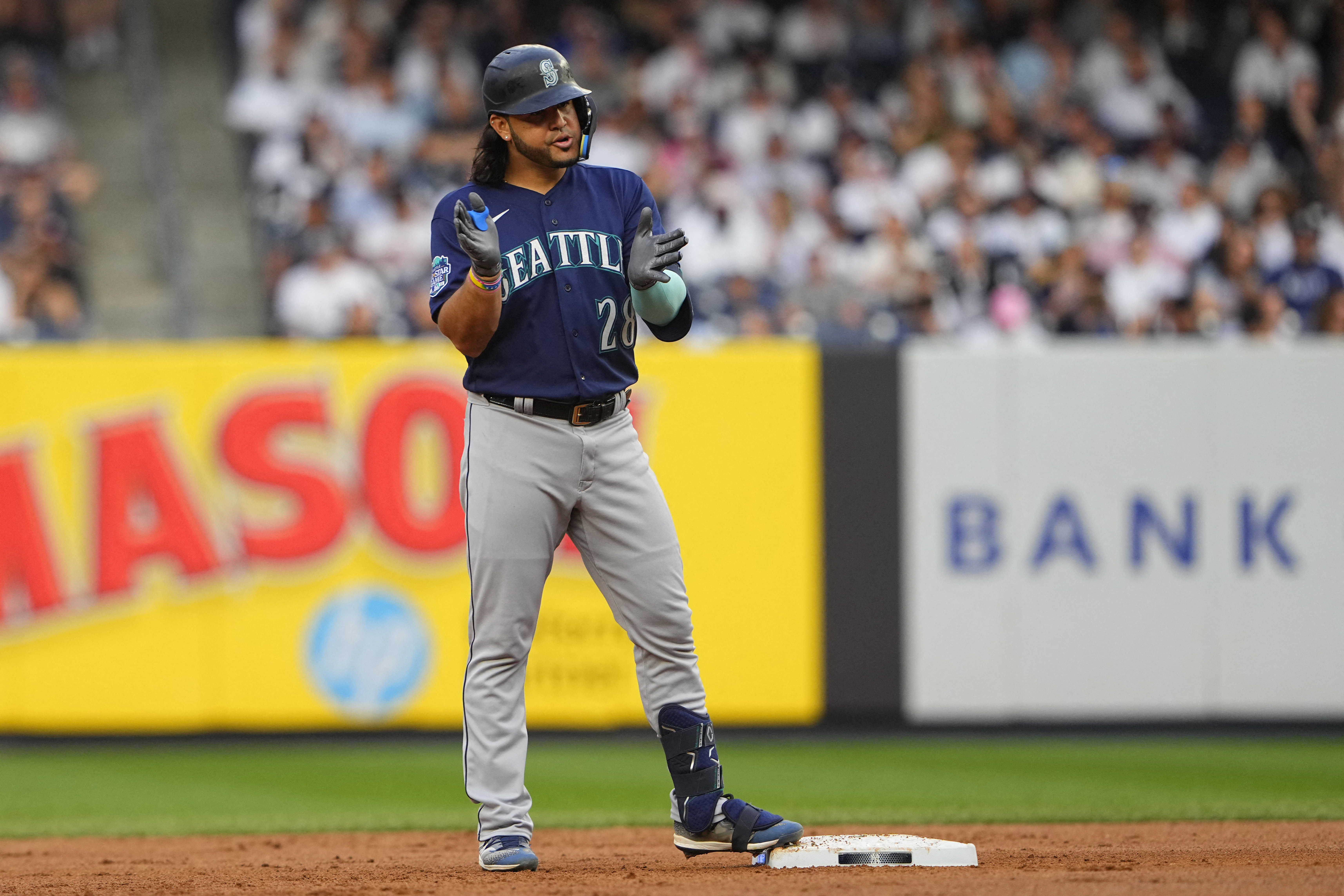 Yankees get back on track against Mariners, Sports