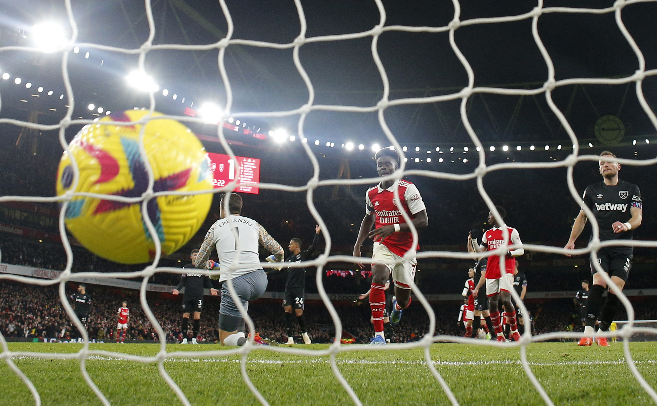 Arsenal cede empate contra o West Ham e vê liderança do Inglês ser ameaçada  - Superesportes