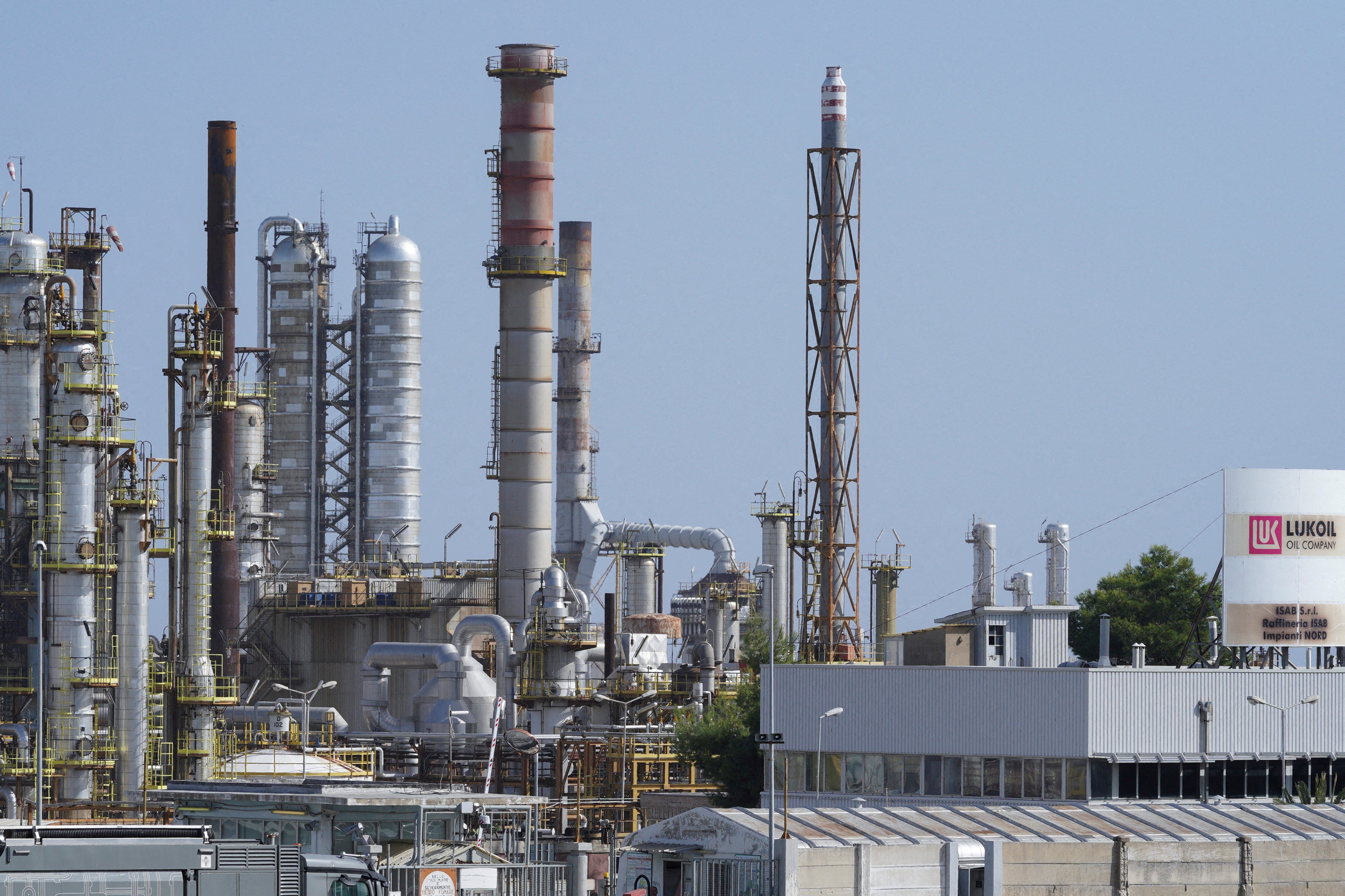 Italy works to keep Lukoil refinery going as sale talks drag on