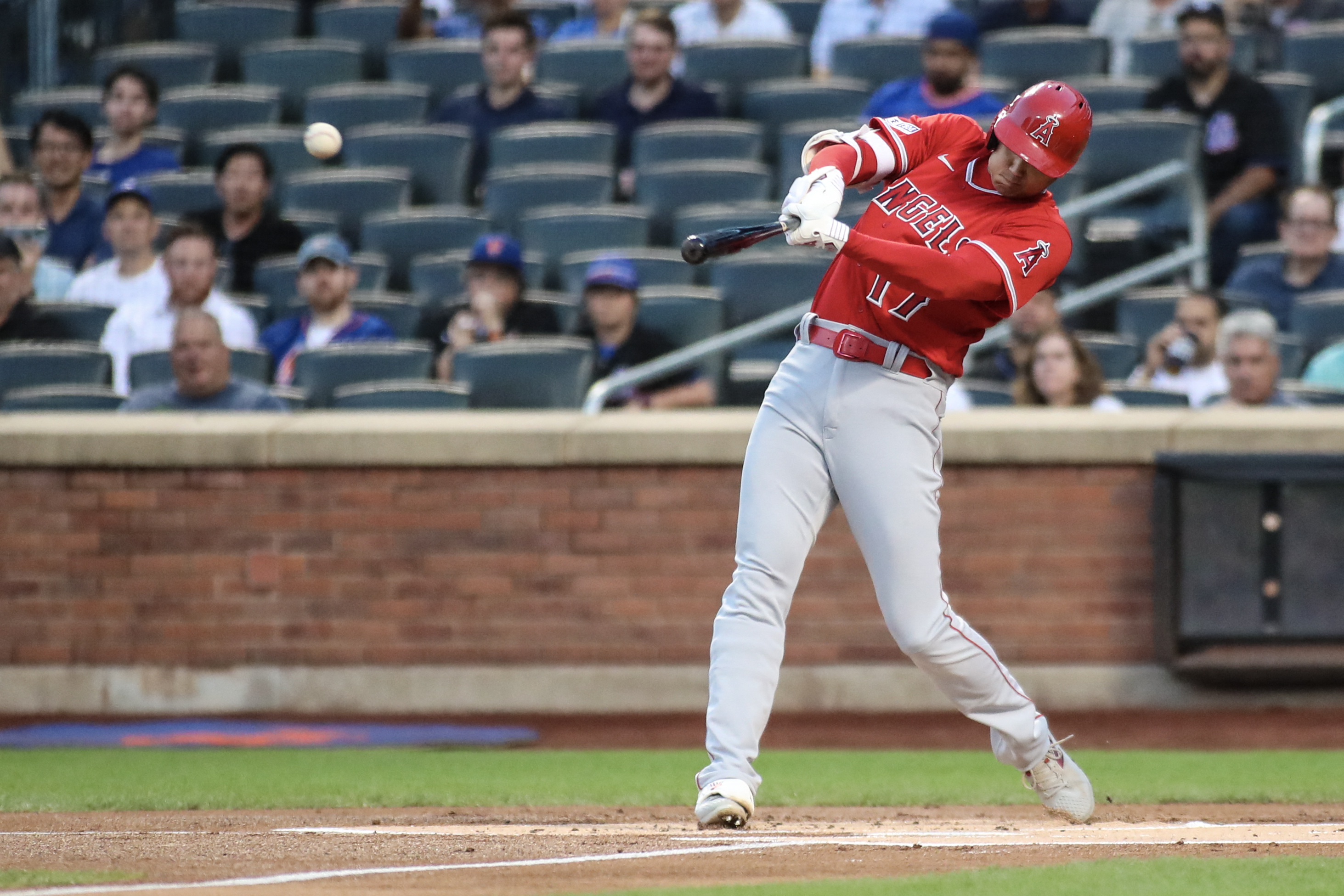 Shohei Ohtani helps Angels knock off Mets