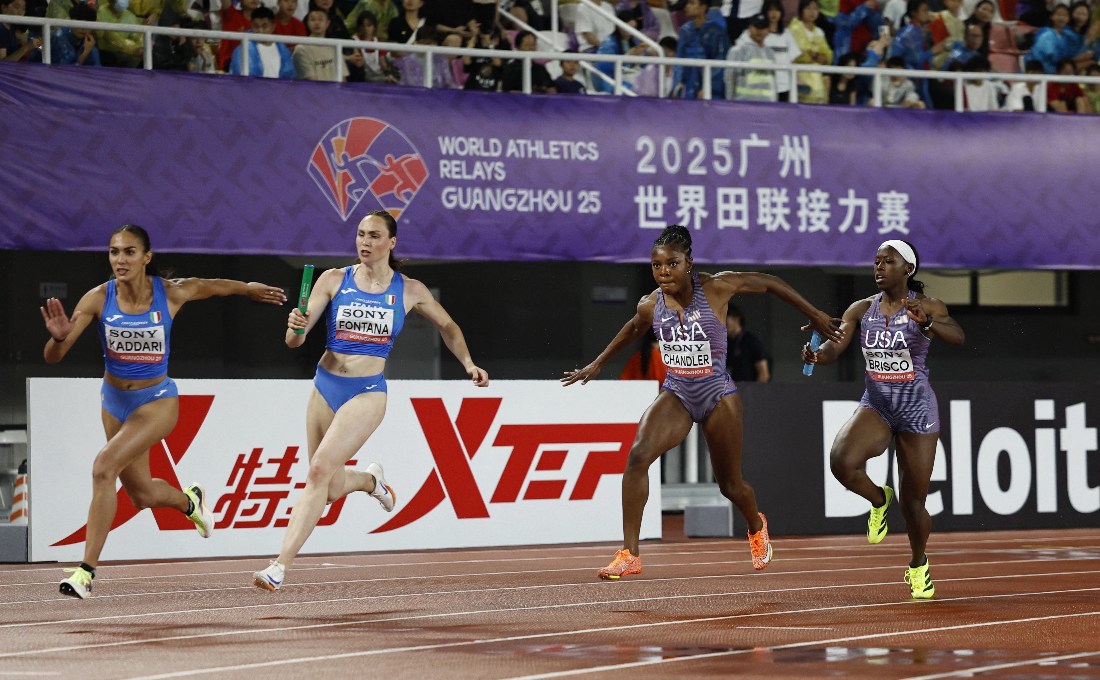 Italy, Canada and Jamaica sparkle in mixed 4x100m relay's