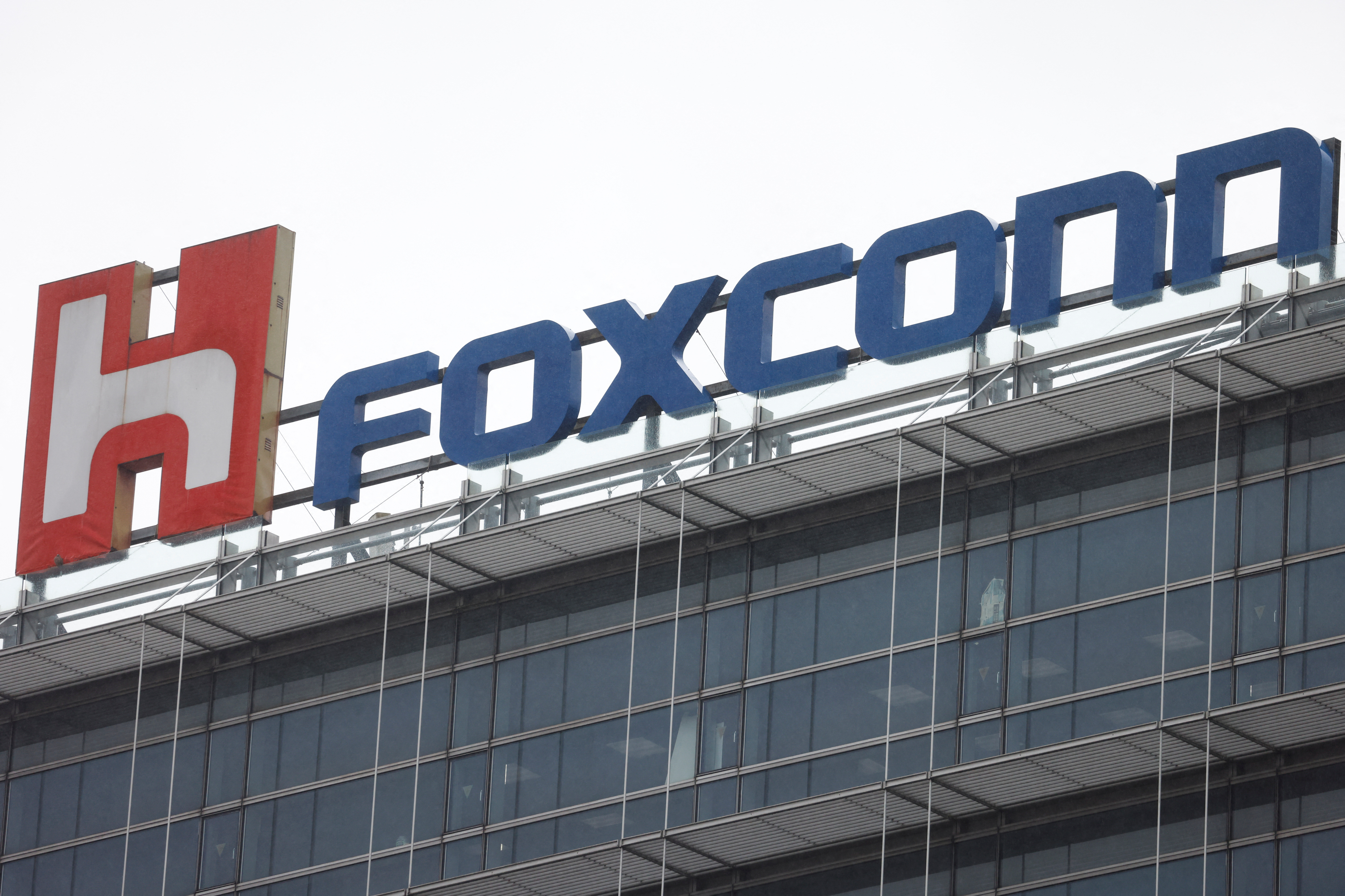 Foxconn to invest $194 million in new plant in India's Tamil Nadu | Reuters