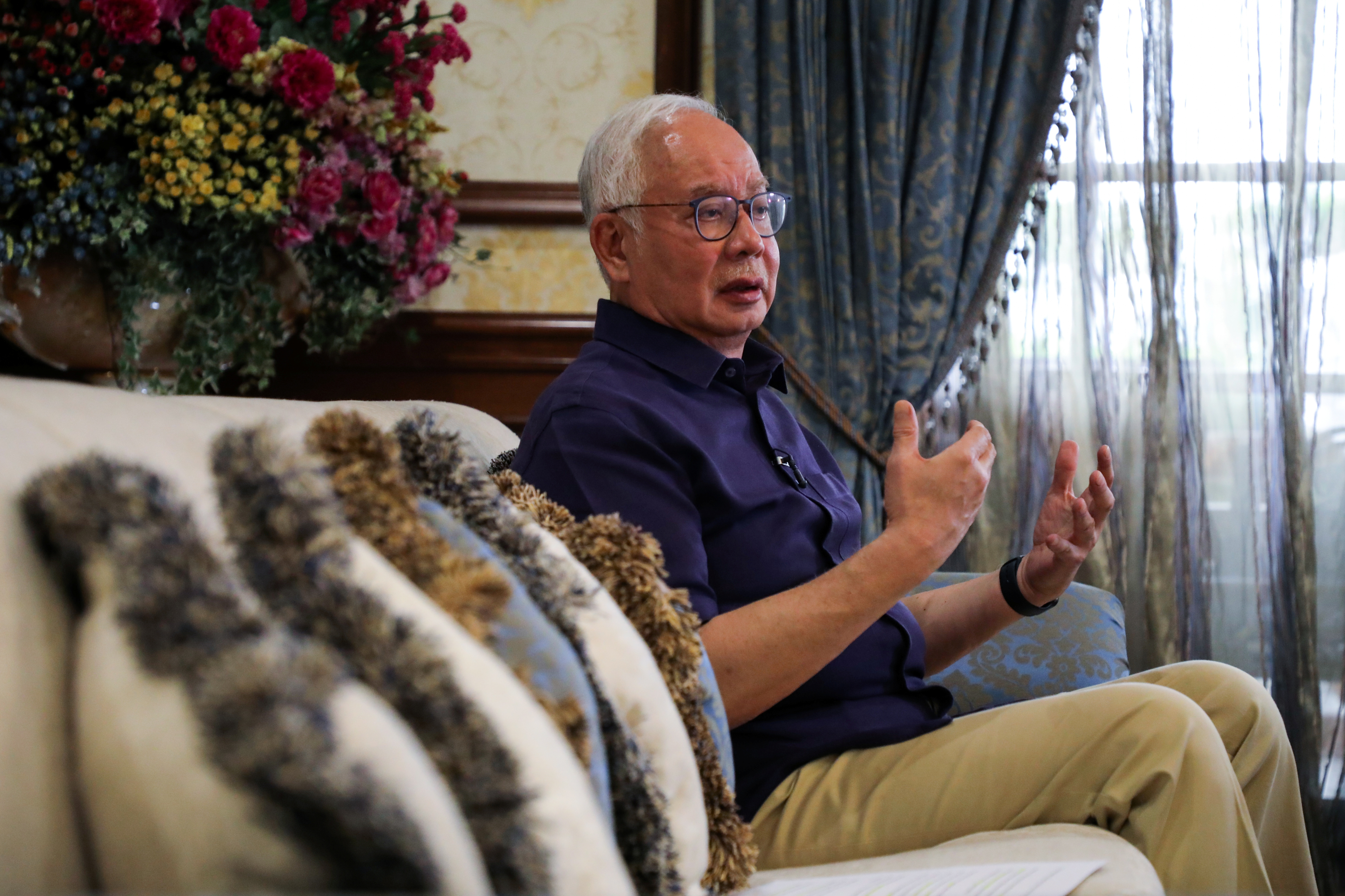 Exclusive Former Malaysia Pm Najib May Seek Re Election To Parliament Despite Conviction Reuters