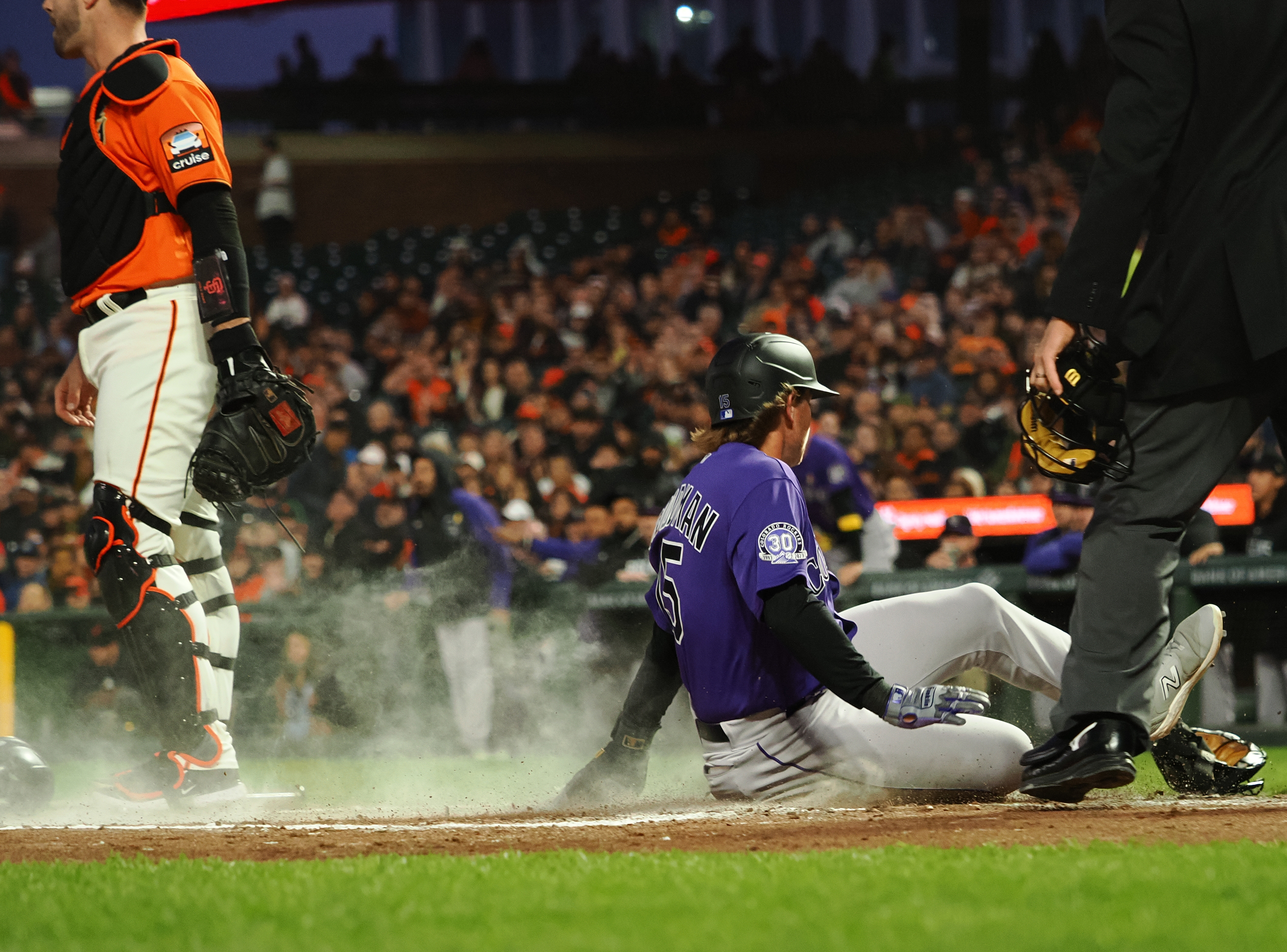 Wilmer Flores draws bases-loaded walk for go-ahead run, Giants come back  twice to beat Rockies 9-8