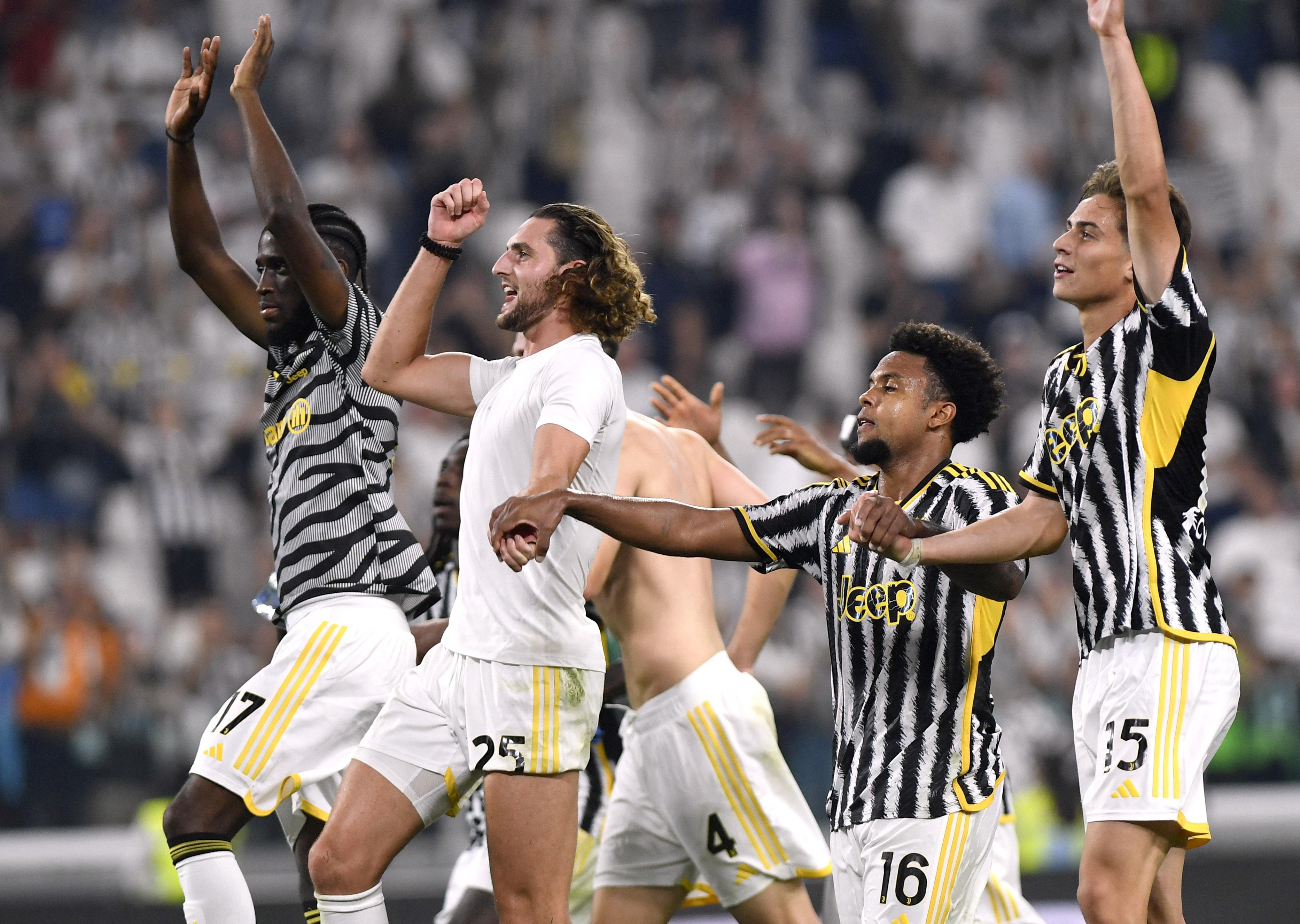 Turin, Italy. 09th Aug, 2023. Dean Huijsen of Juventus and Nicolo Cudrig of  Juventus NextGen U23 during the pre-season test match between Juventus Fc  and Juventus NextGen U23 on 09 August 2023