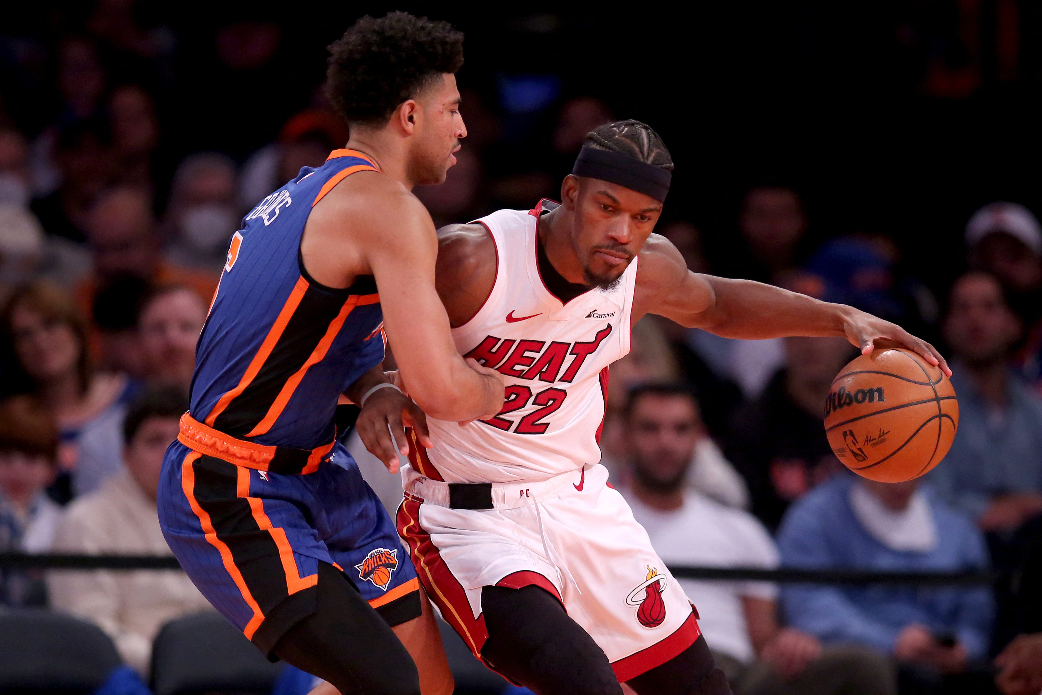 Knicks pull off late comeback for win over Heat | Reuters