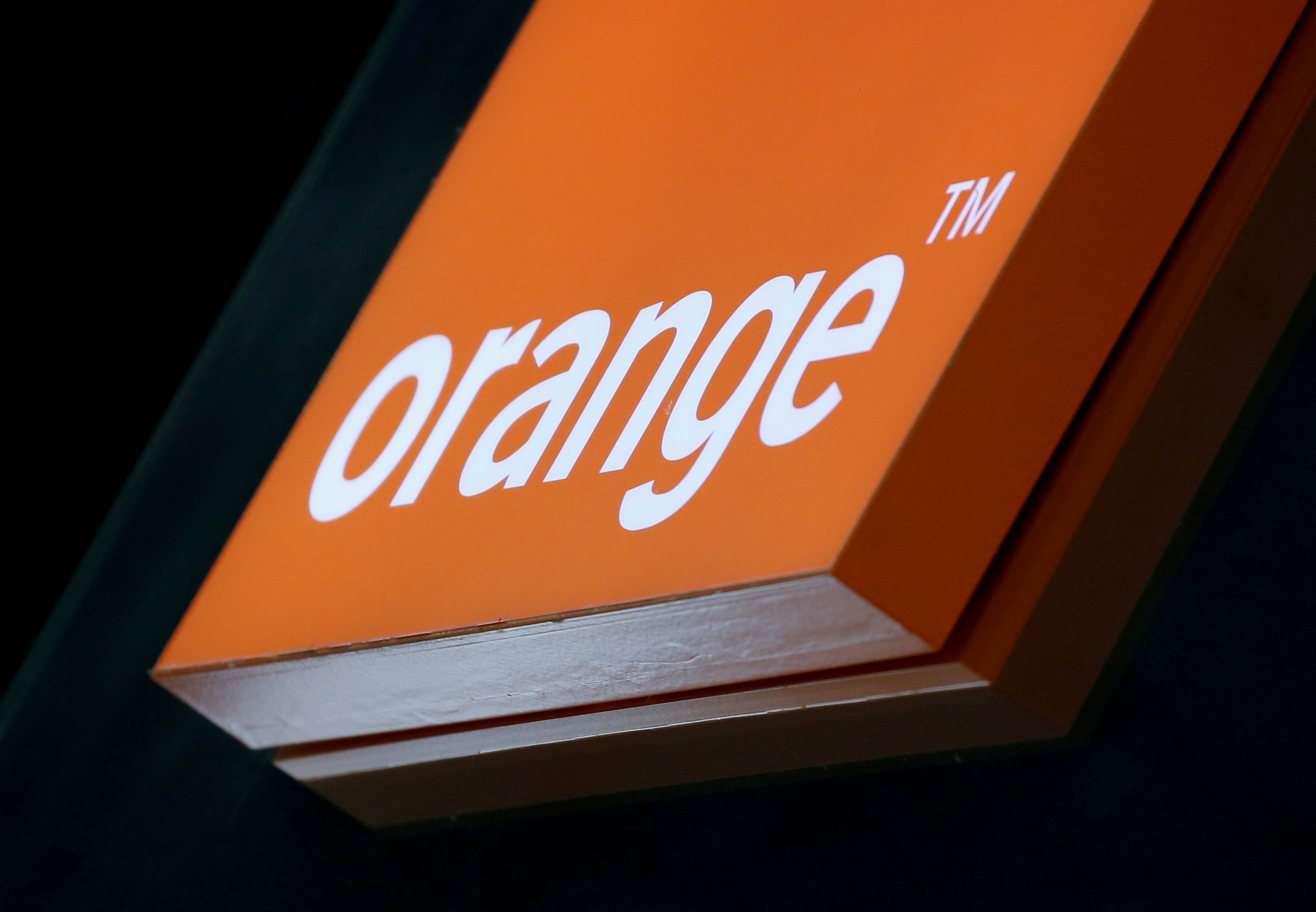 The logo of French telecoms group Orange is pictured in a retail store in Bordeaux, France, October 29, 2019. REUTERS/Regis Duvignau
