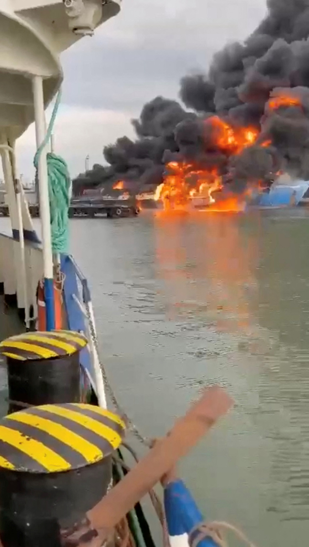 Fire breaks out at Russian port of Kavkaz