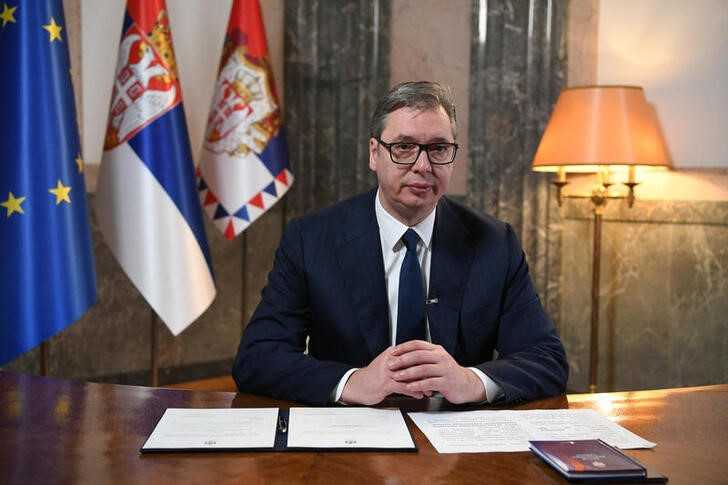 Serbia's Vucic Dissolves Parliament, Sets Snap Vote For Dec 17 | Reuters