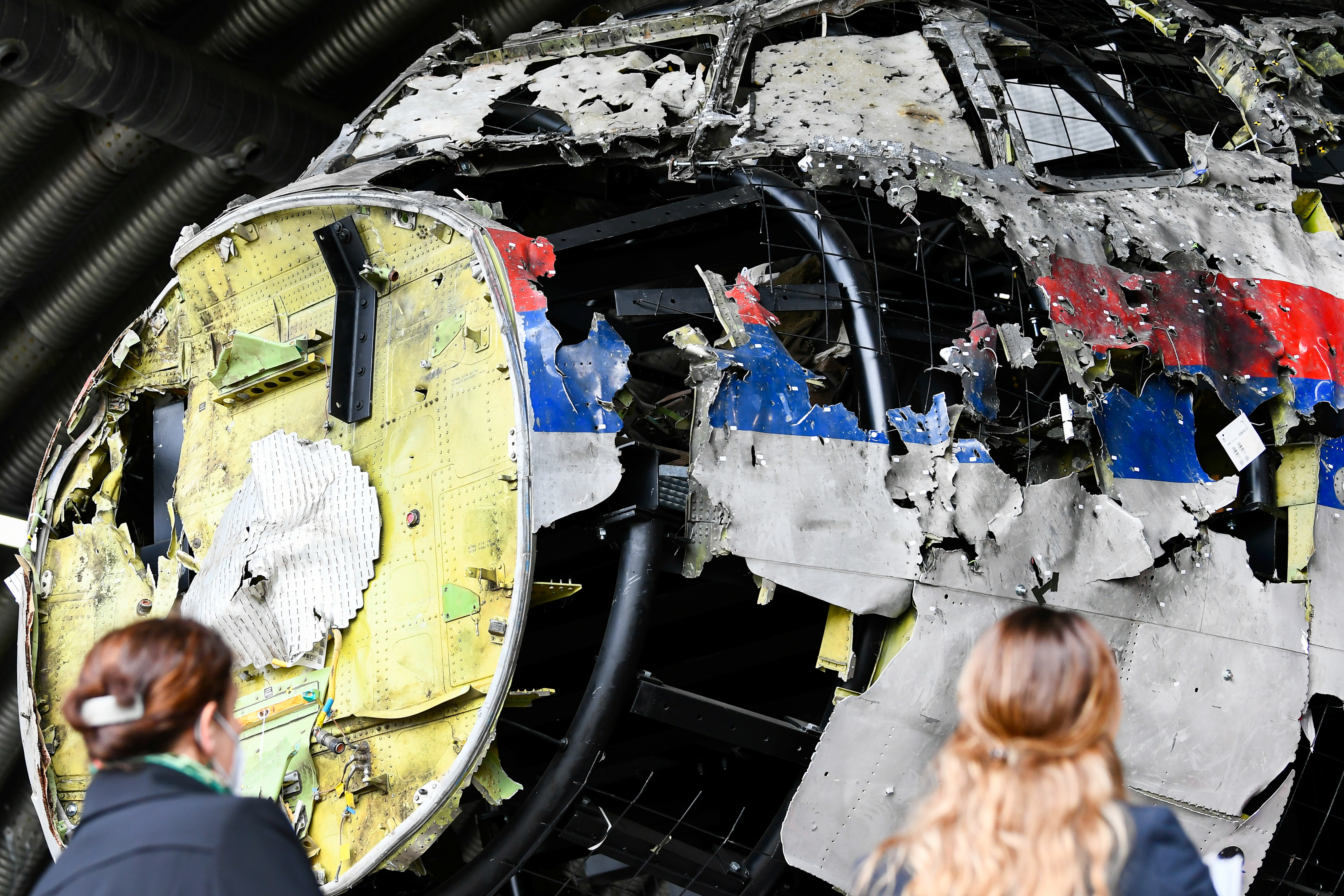 Judges inspect reconstruction of MH17 wreckage, in Reijen