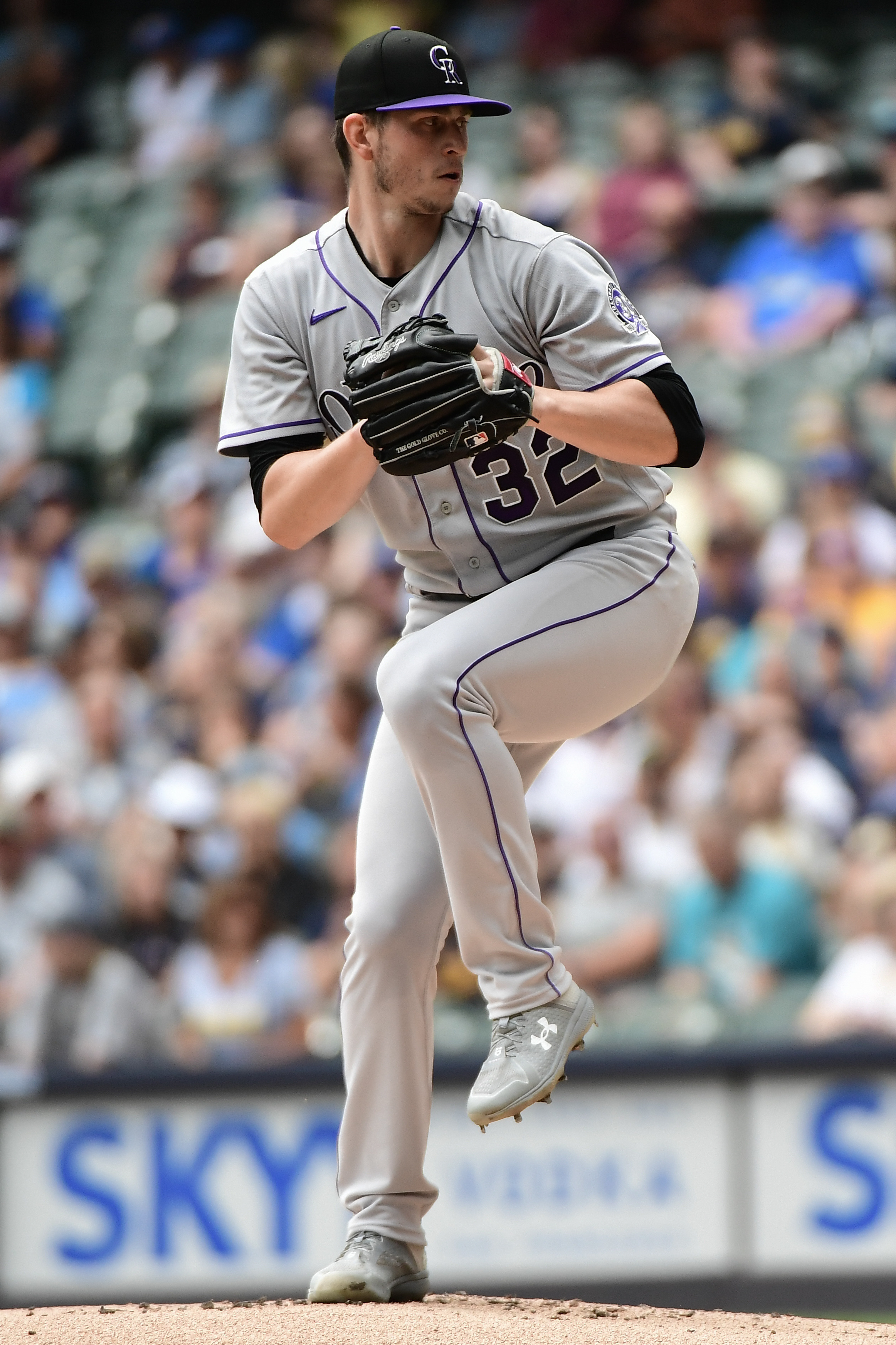 Images from the Milwaukee Brewers' 7-6 win over the Colorado Rockies