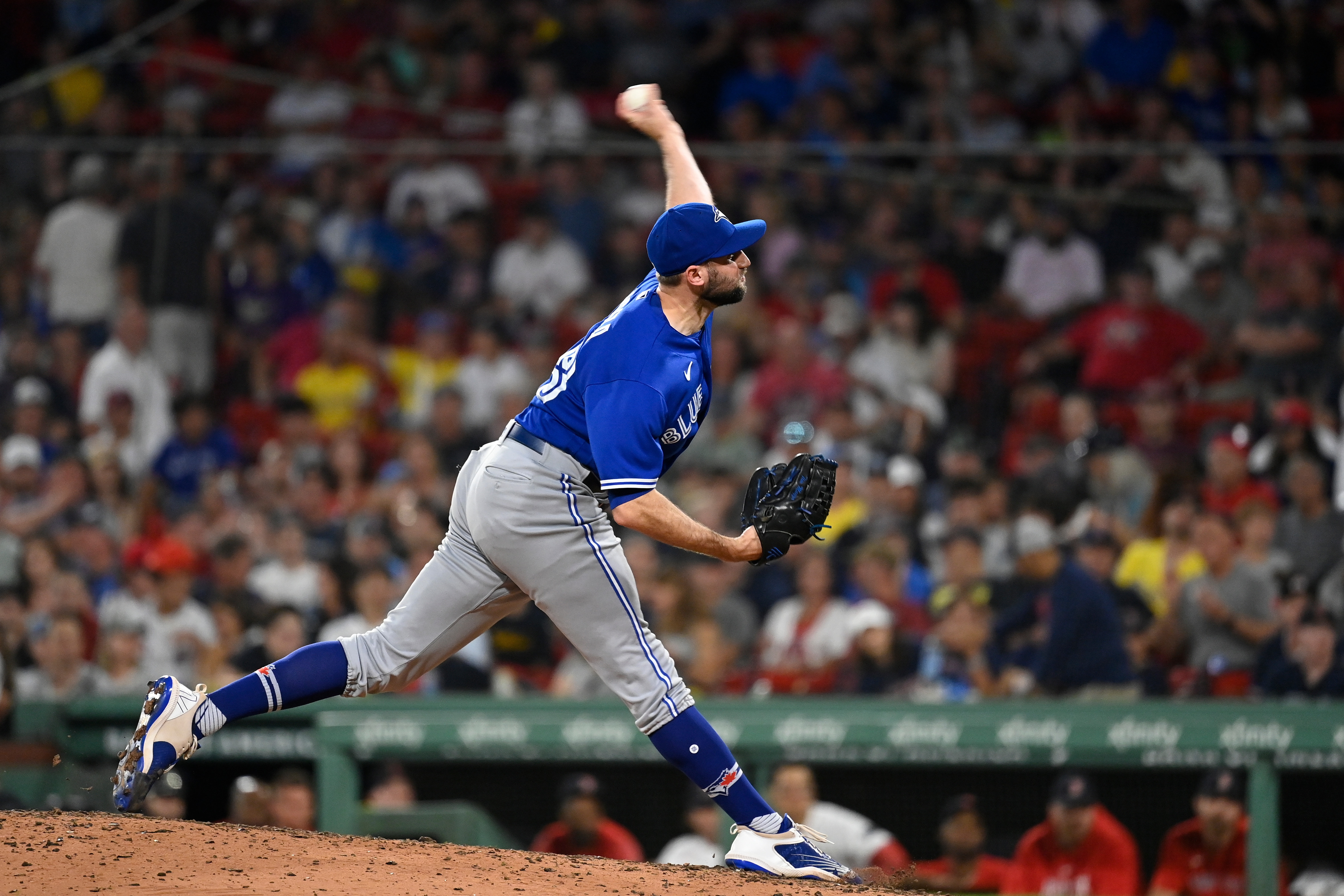 Davis Schneider homers in debut as Jays down Red Sox