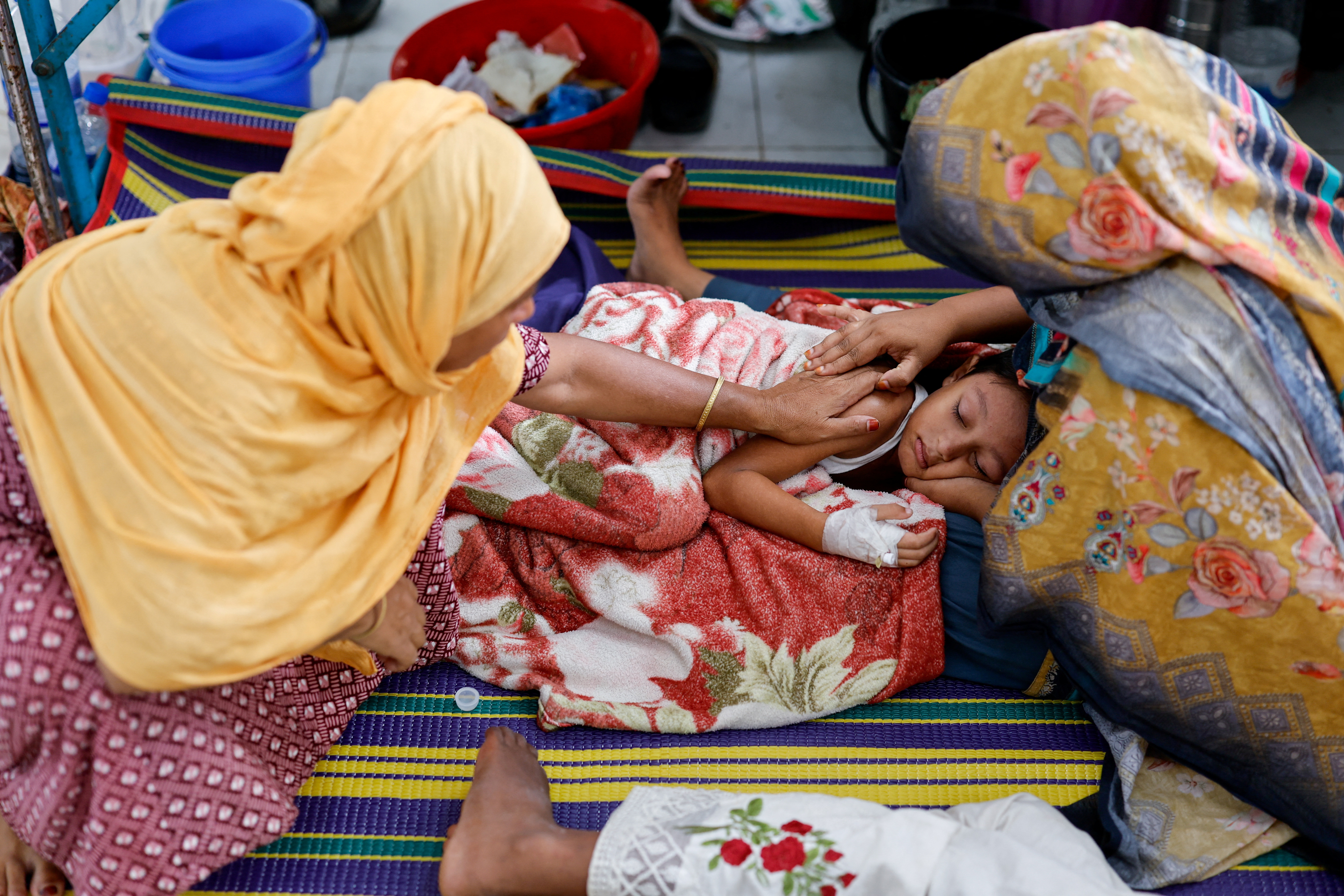 Bangladesh Faces a Measles Outbreak, a Warning to Other Nations