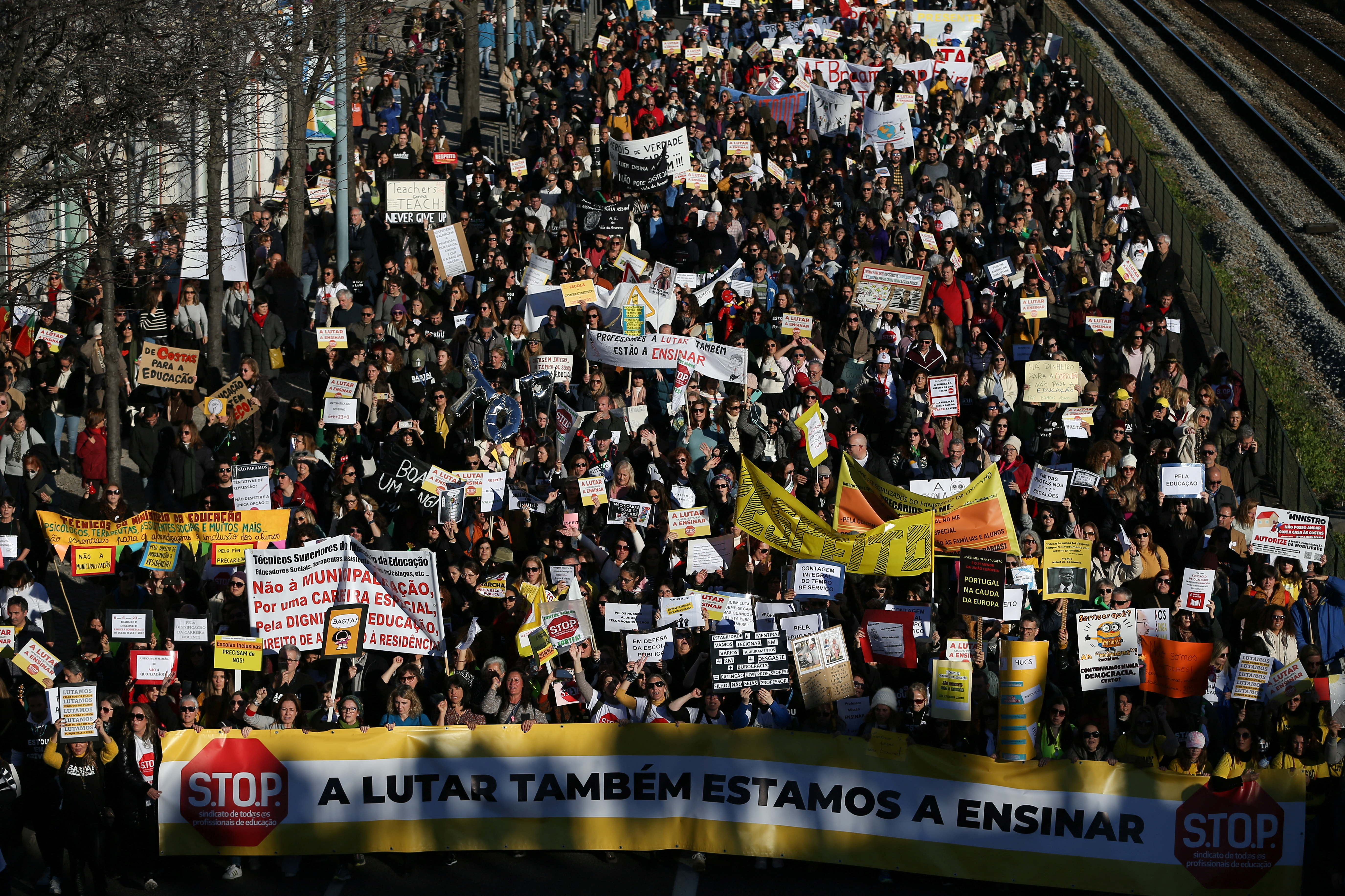 School workers demonstrate for better salaries and working conditions in Lisbon