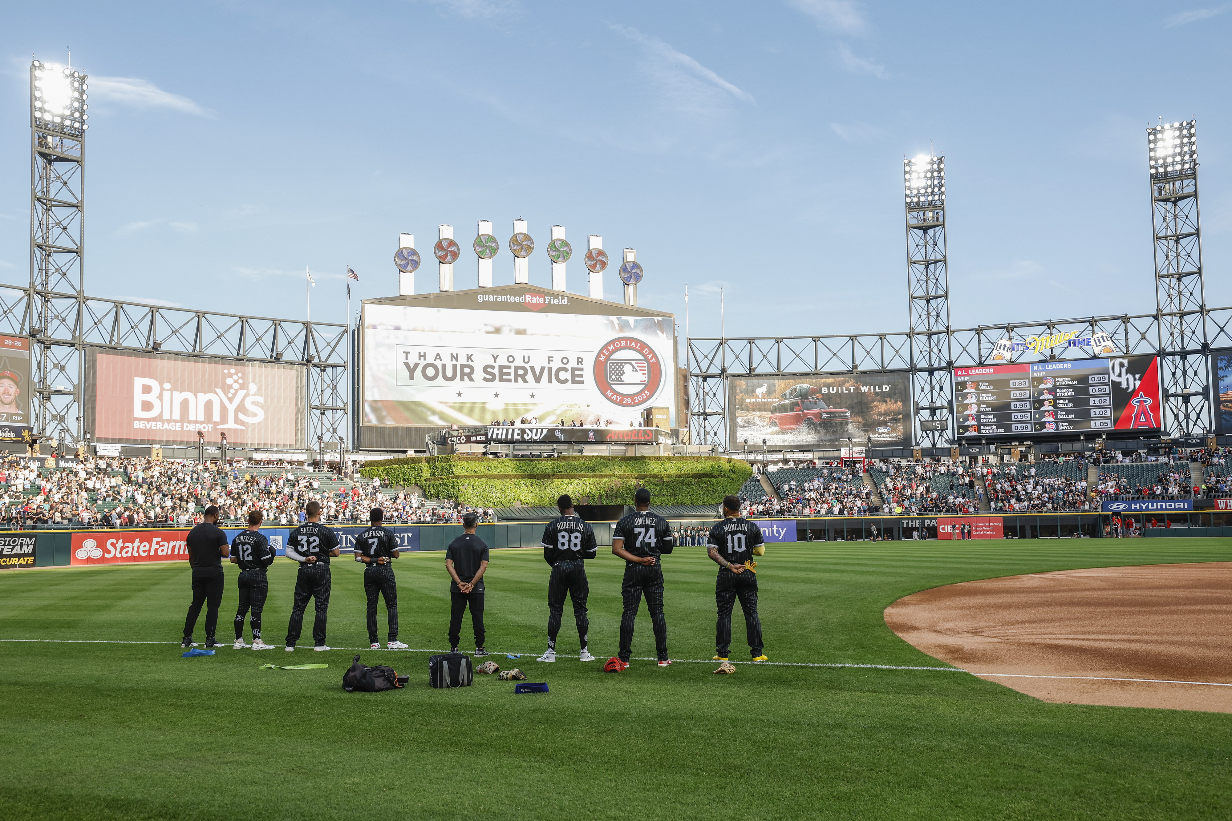 Los Angeles Angels at Chicago White Sox Tickets - 4/29/22 at Guaranteed  Rate Field in Chicago, IL