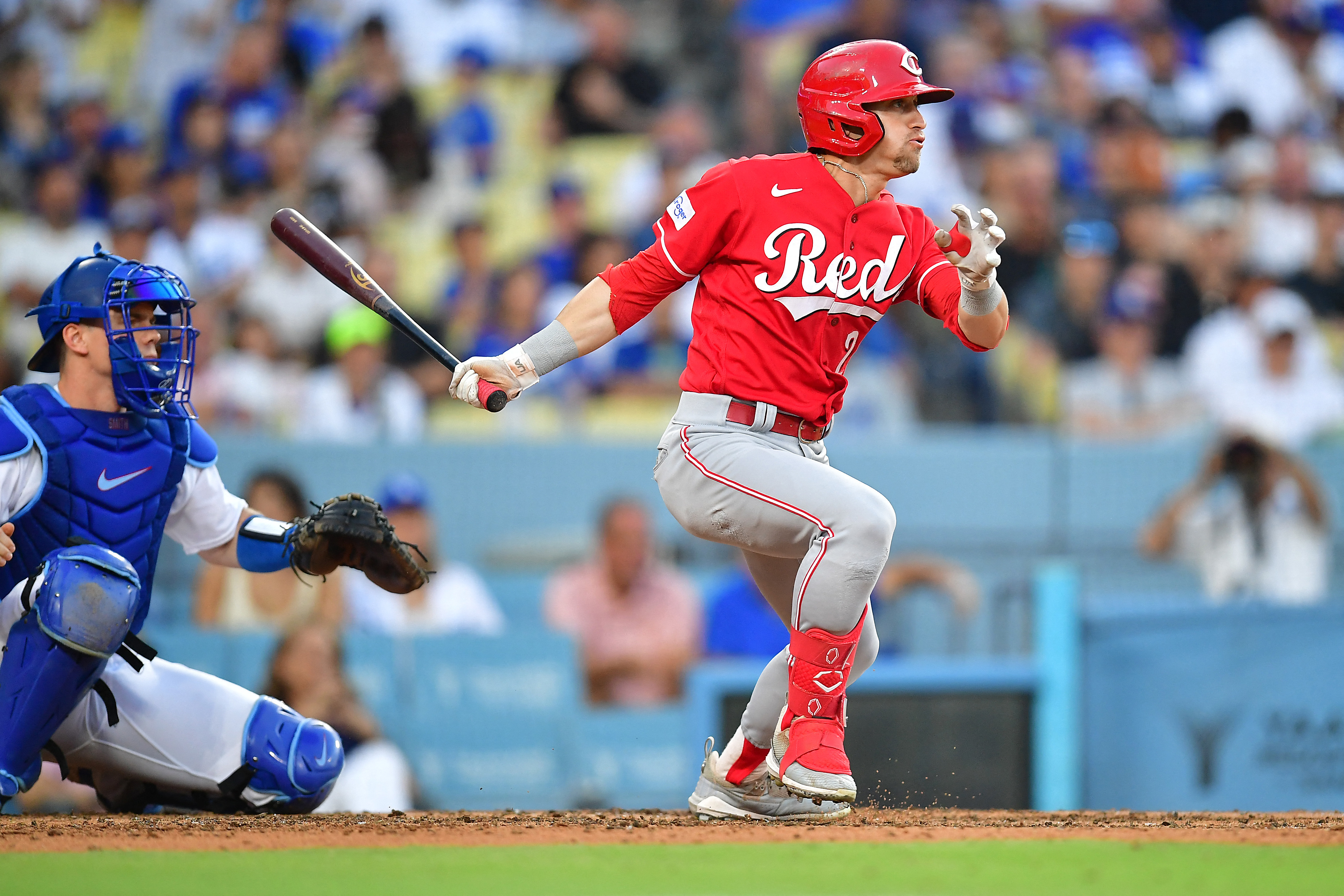 Max Muncy blasts two home runs, helps Dodgers rally past Reds 3-2