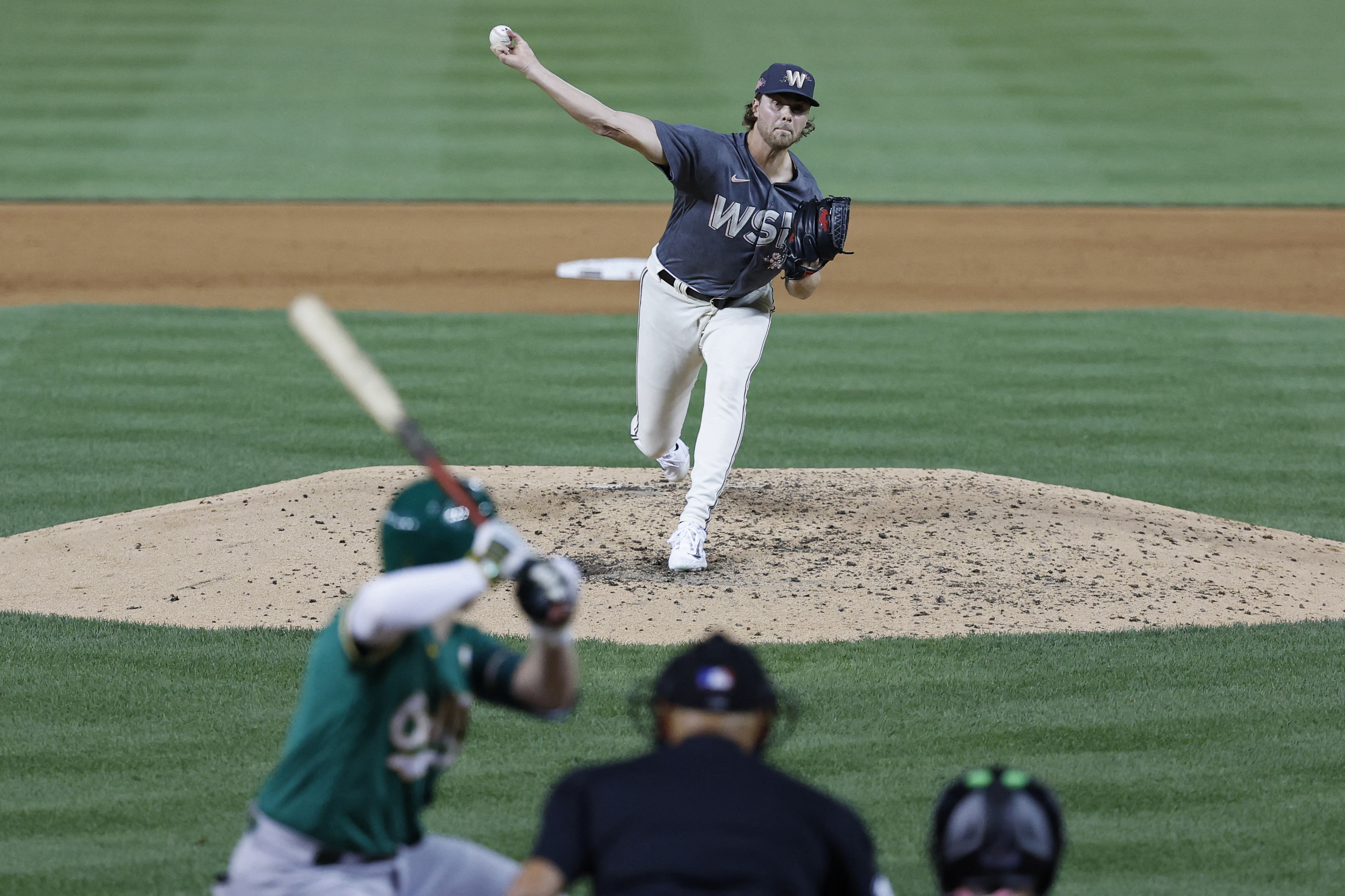 A's fall again as Nationals win on Ruiz's walkoff home run