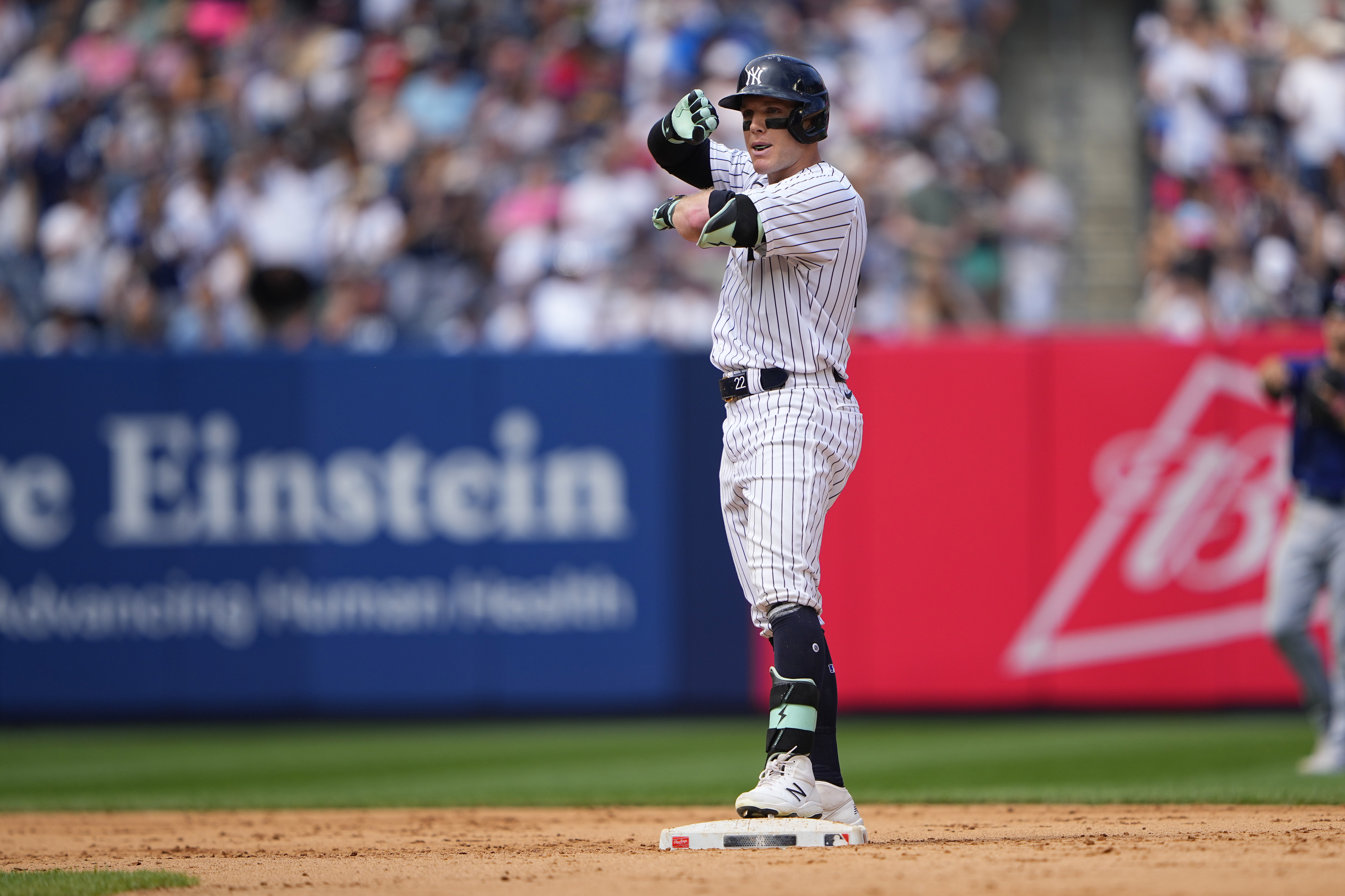 Harrison Bader helps Yankees rally past Rangers