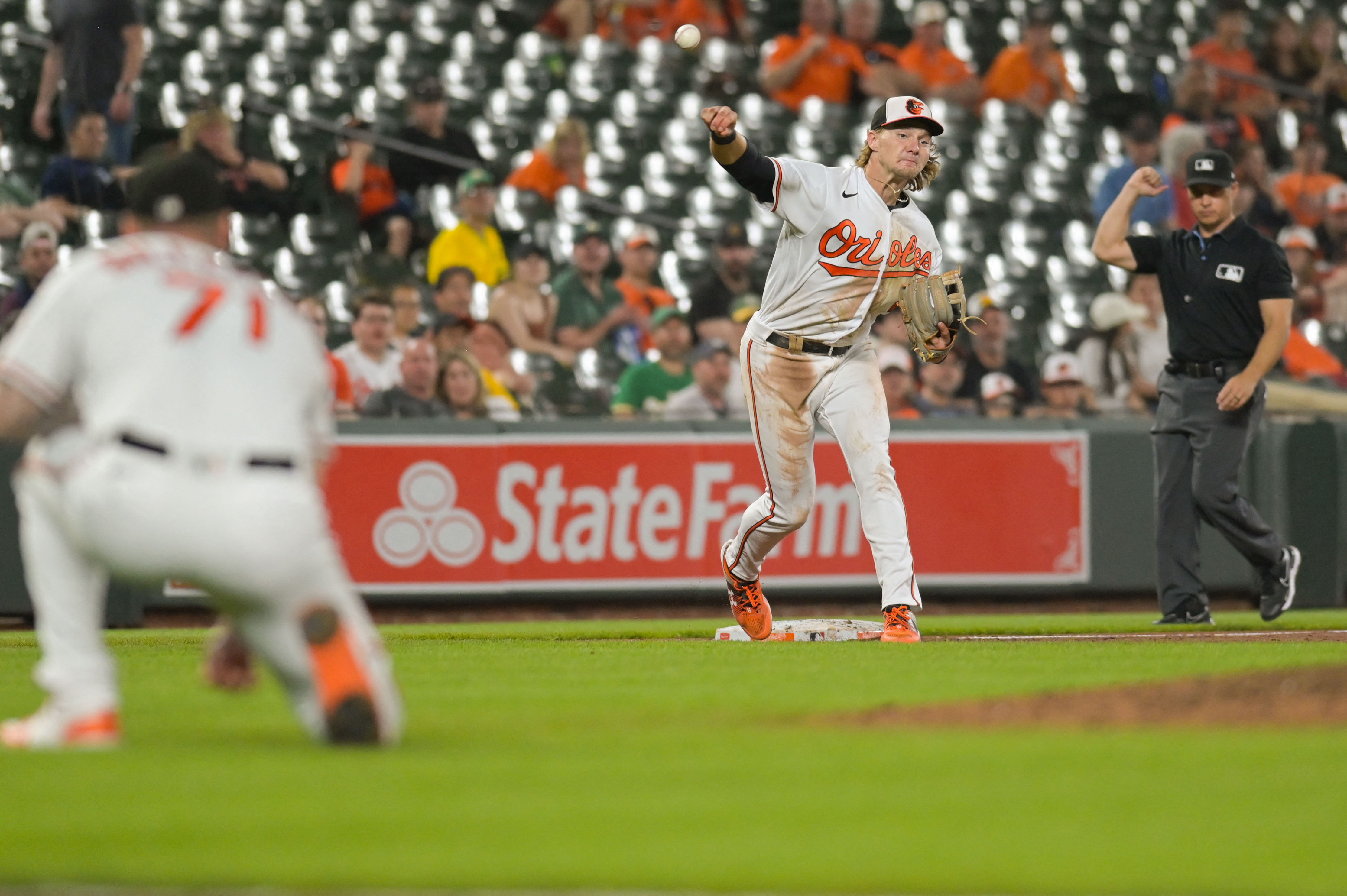 A's snap 6-game skid with 8-4 victory over Orioles - WTOP News