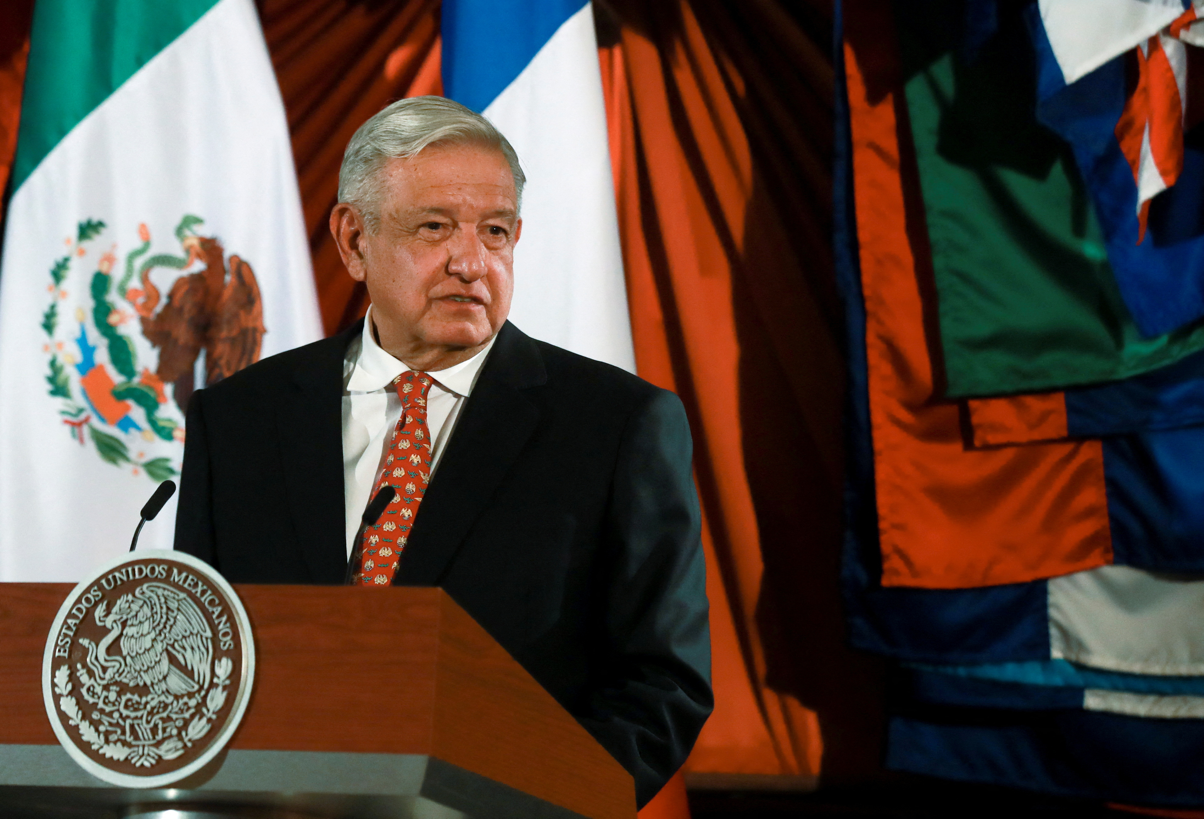 Mexico President meets with his Chilean counterpart in Mexico City