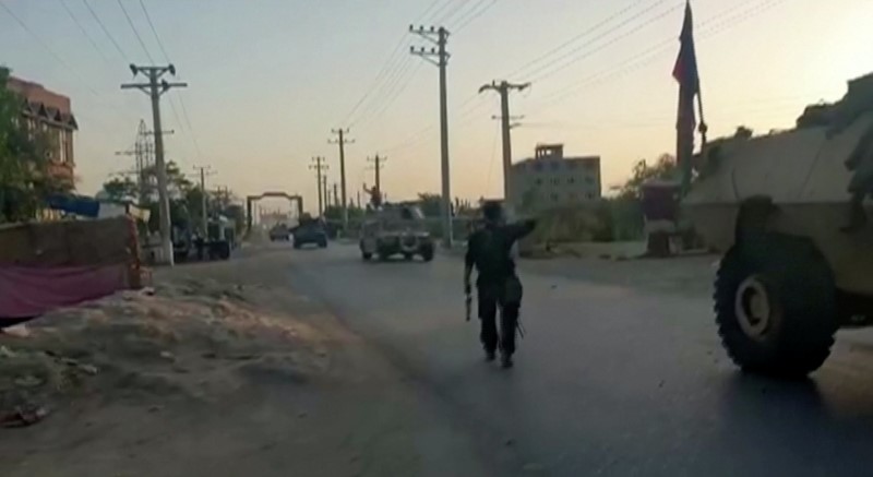 Afghan special forces fighting to drive Taliban in northern Kunduz