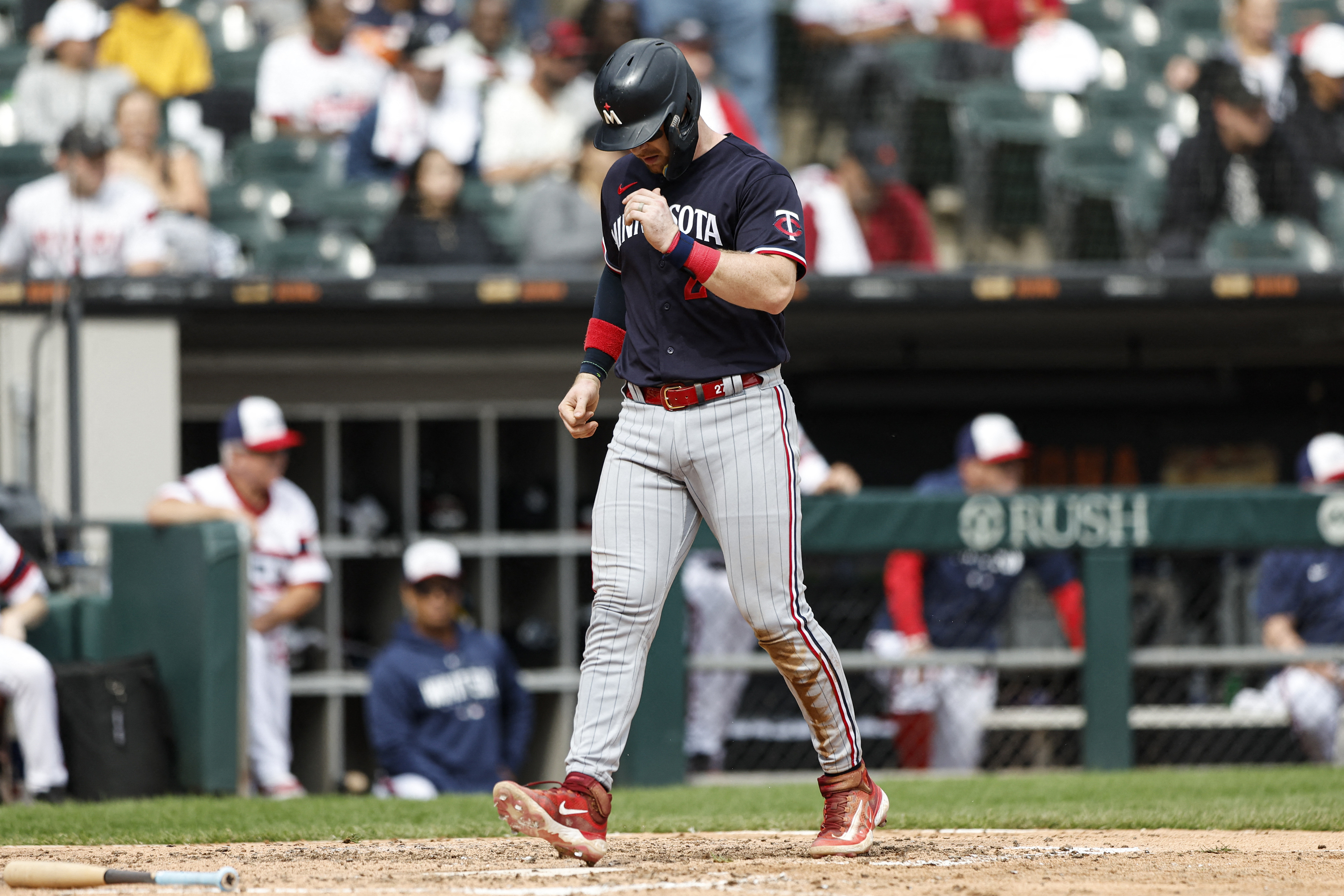 Benintendi stars as White Sox top Twins 3-2 in 10 innings