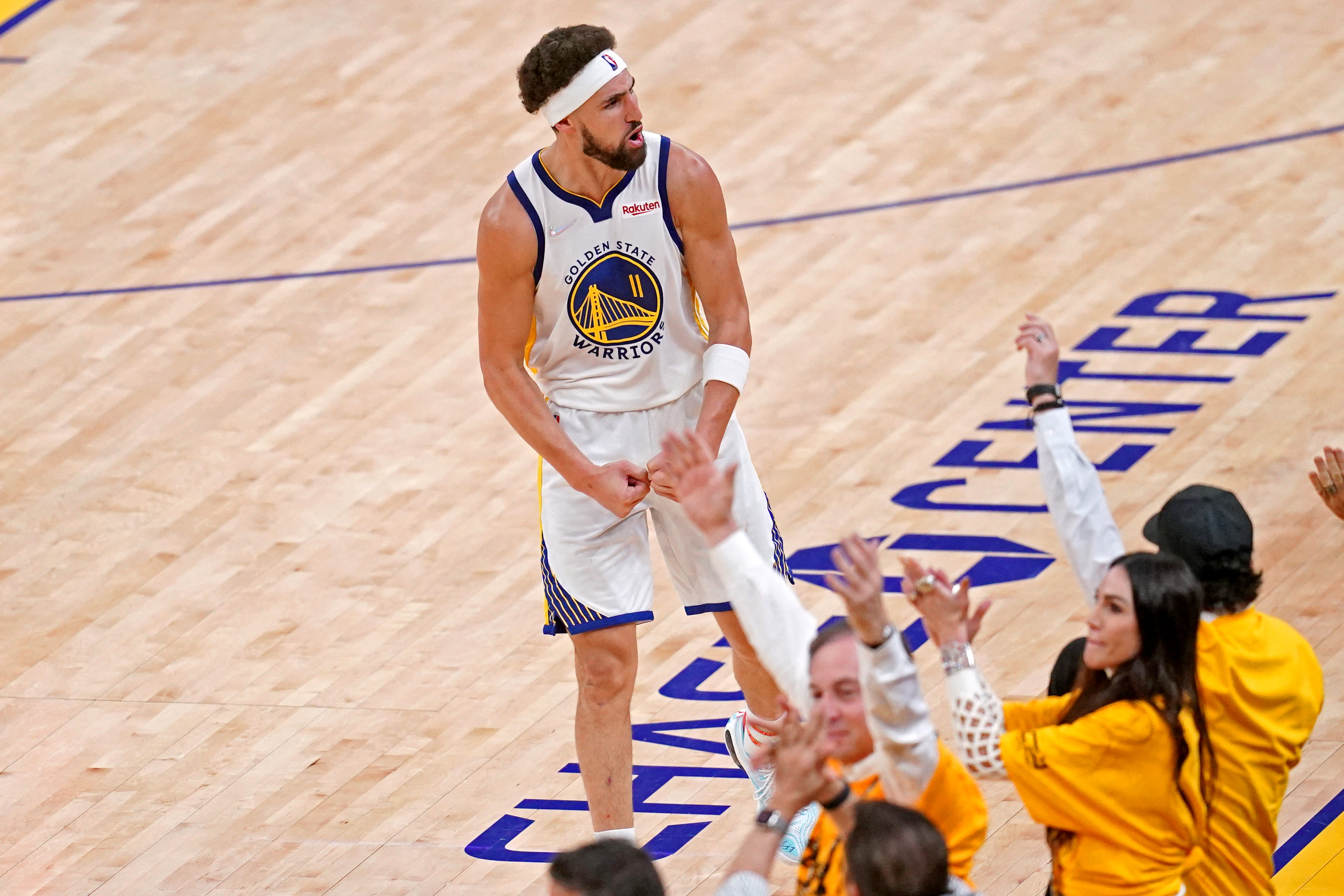 Warriors take 3-2 lead in NBA finals after defeating Celtics 104-94