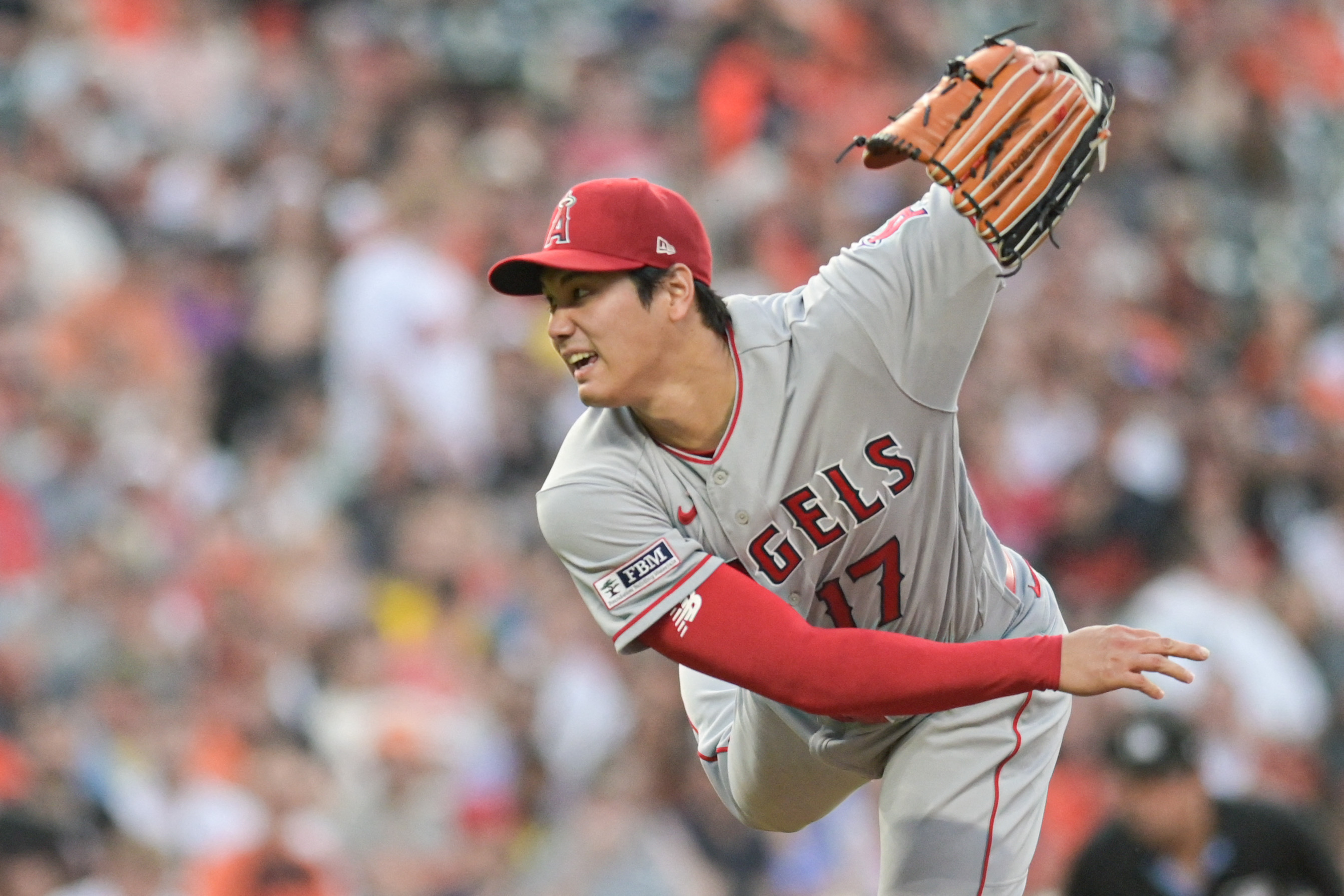 Angels' Shohei Ohtani goes 4-for-5, throws 7 innings to beat O's