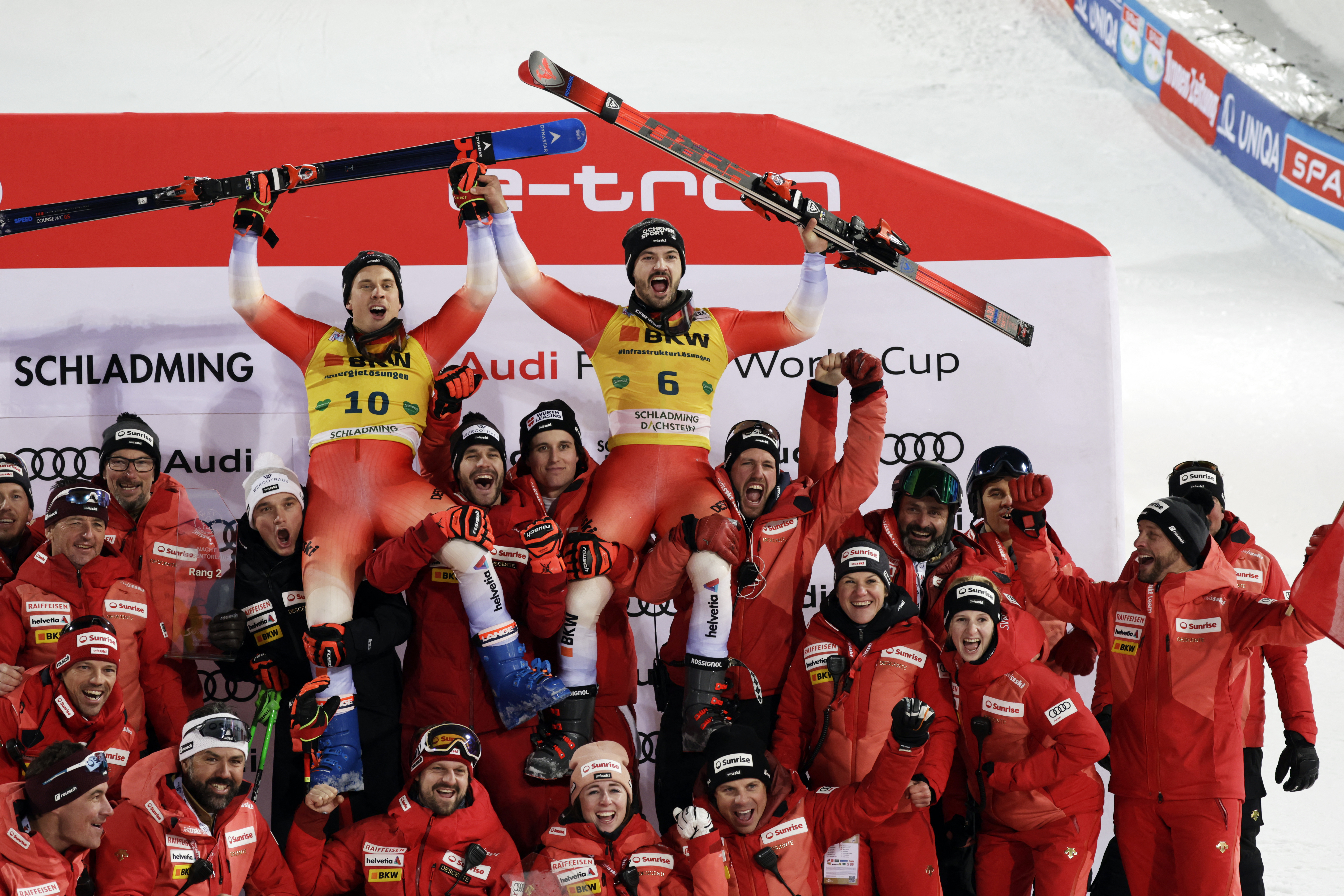 Swiss one-two in Schladming giant slalom | Reuters