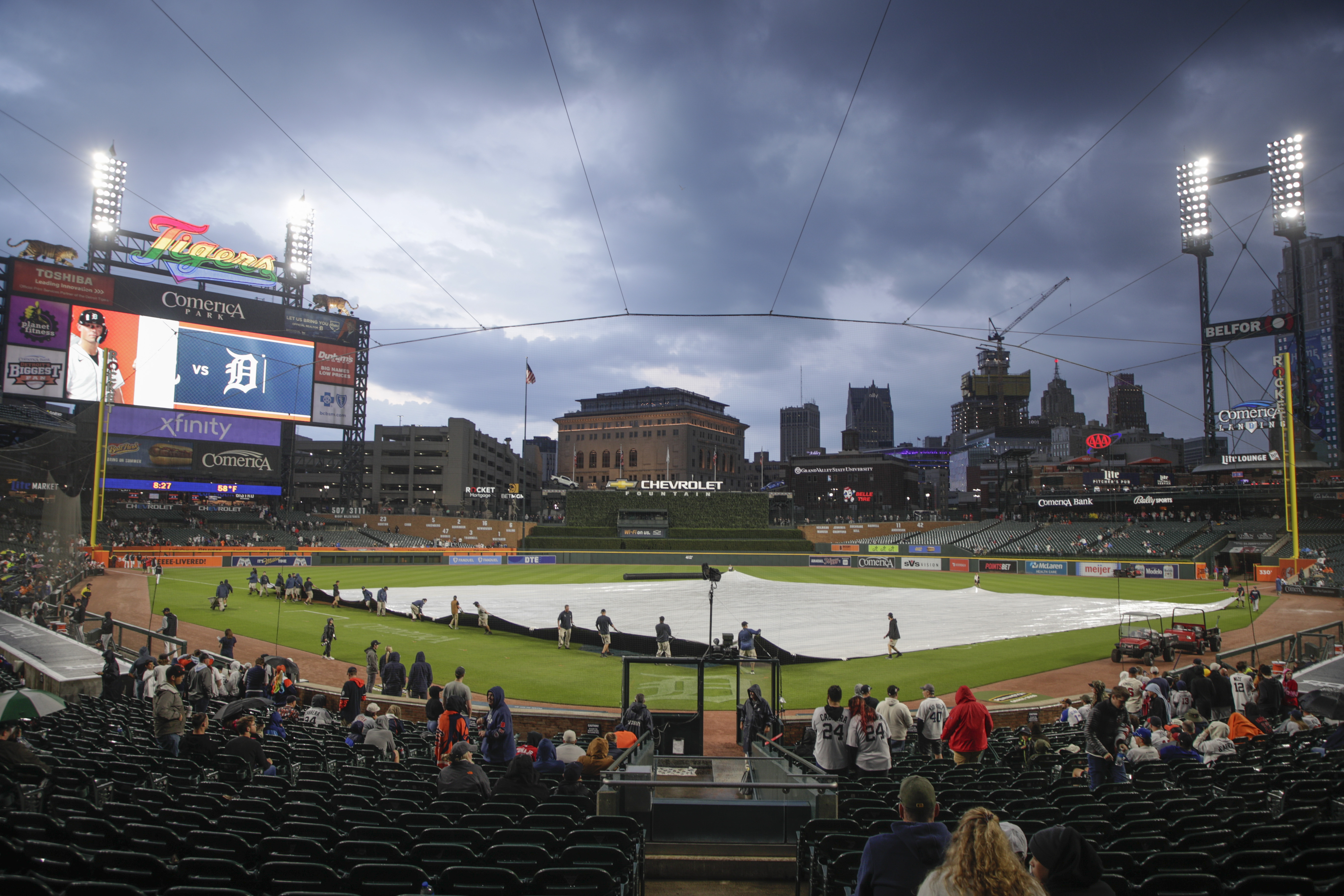 Braves-Tigers game rained out; DH on Wednesday Reuters