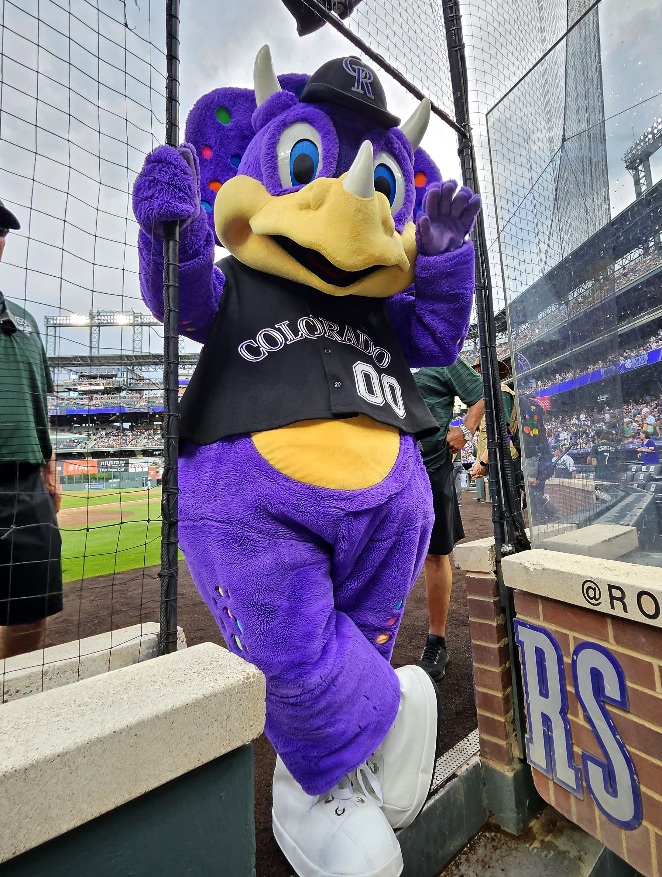 Rockies mascot, Dinger, makes argument for best-dressed over the