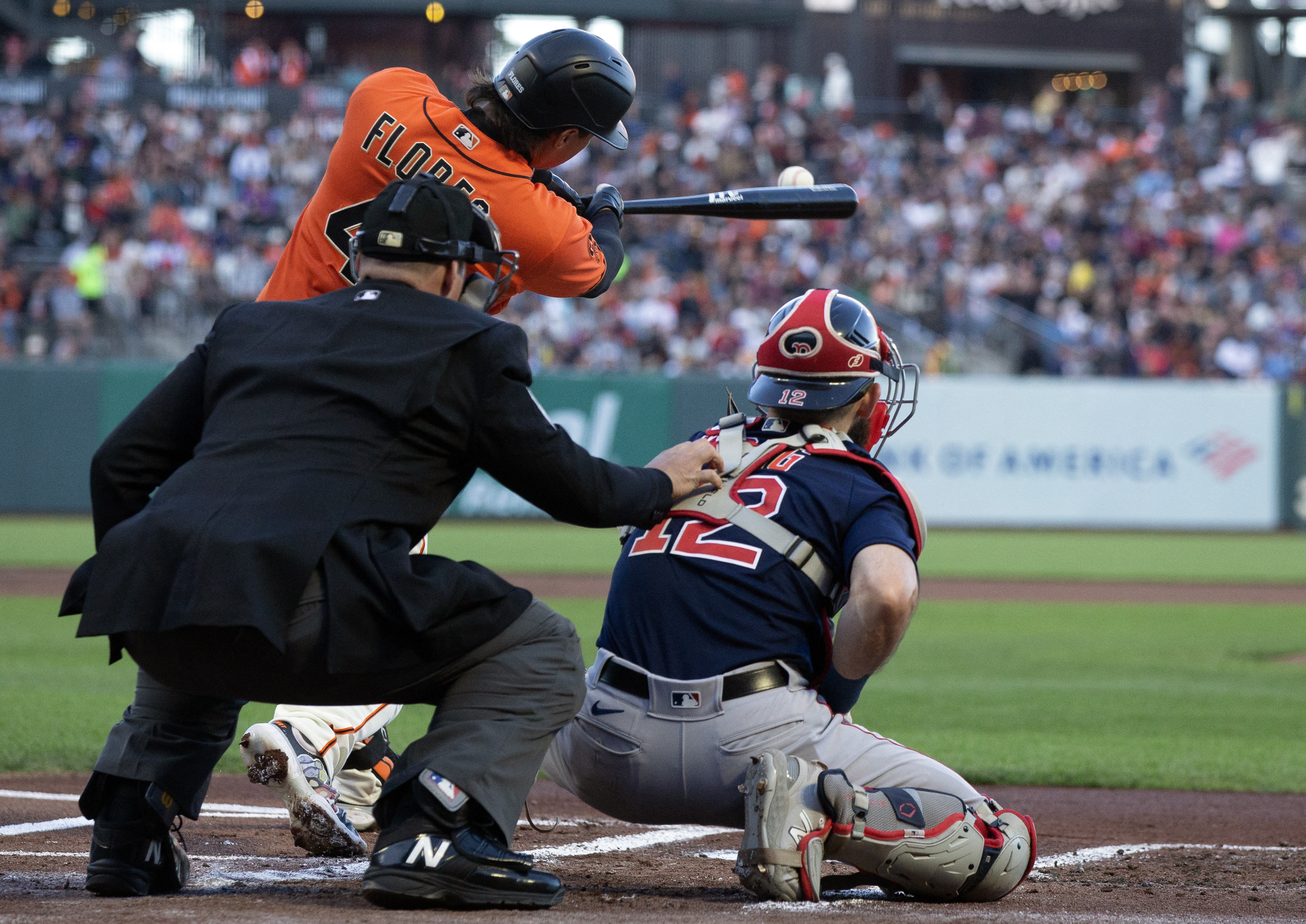 Casas homers, hits RBI double to lead Sox past Giants 3-2