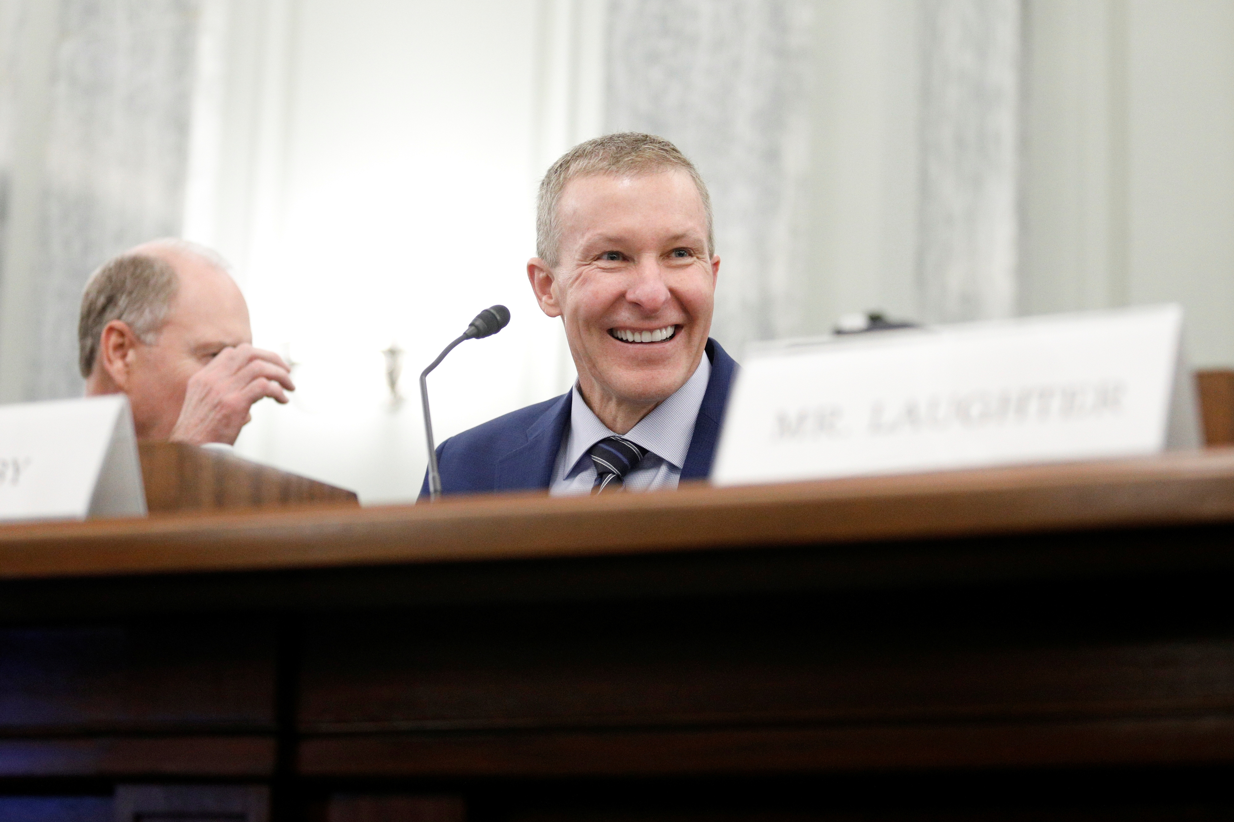 American, Delta, United CEOs testify before U.S. Senate panel