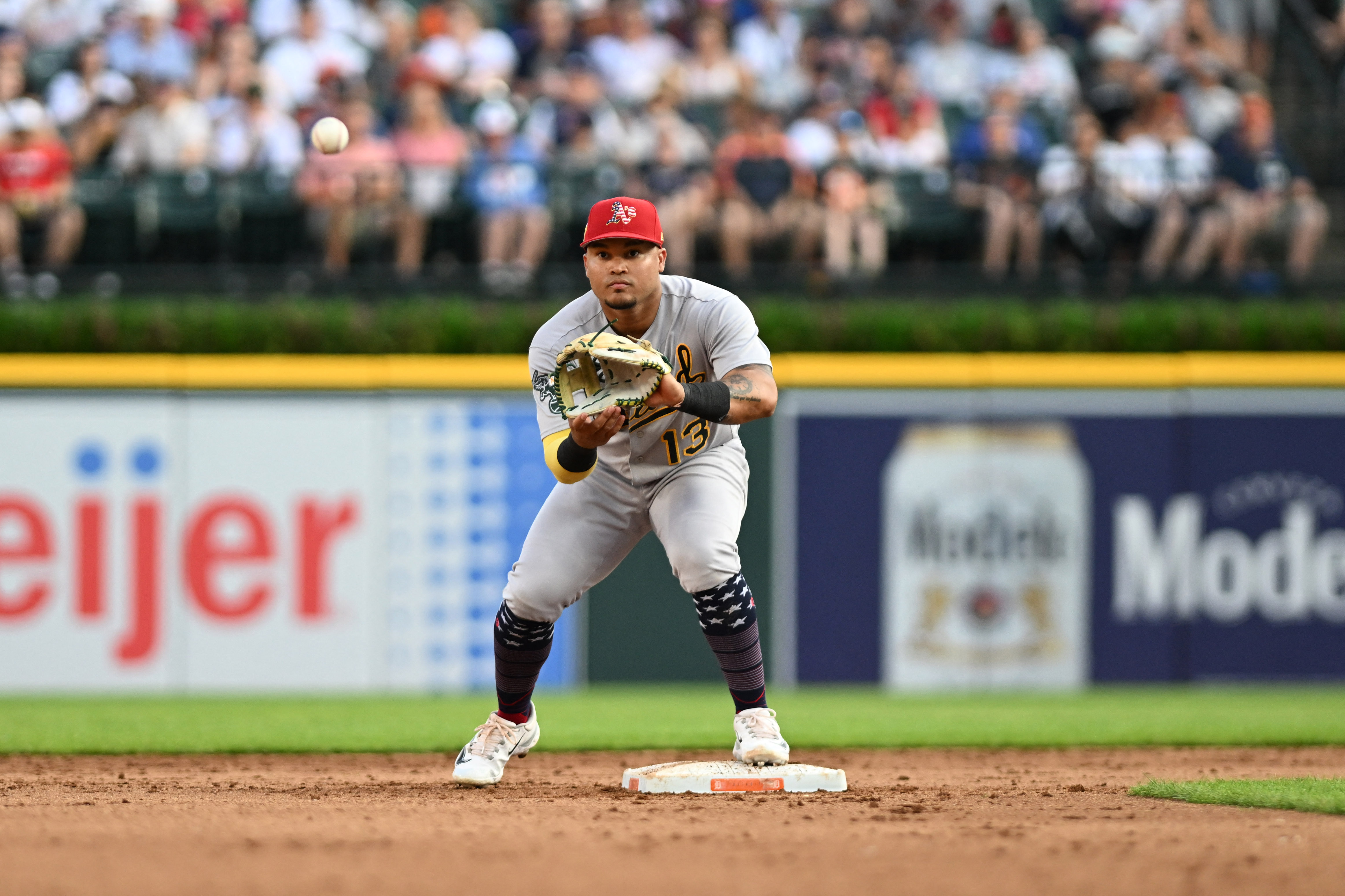 Báez's 2-run single in 1st starts Tigers to 9-0 rout of A's. 10th