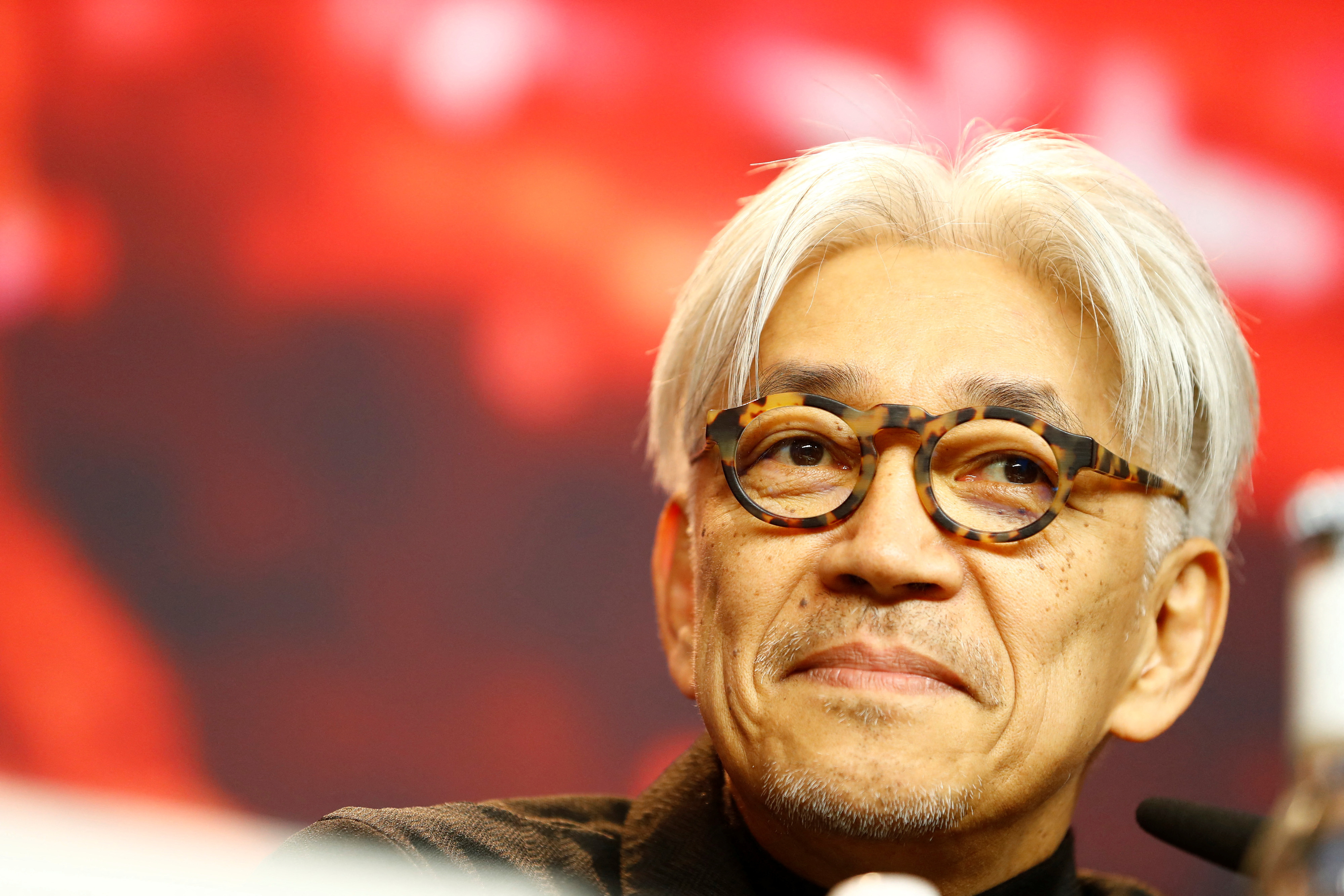 Stream Ryuichi Sakamoto - Fade by Display name*